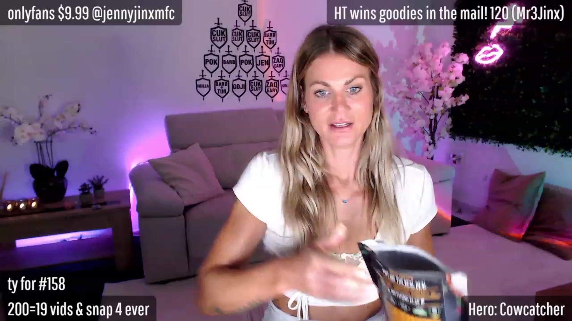 Gallery image thumbnail from JennyJinx's myfreecams stream on, 04/28/2023, 02:22 image 13 of 20