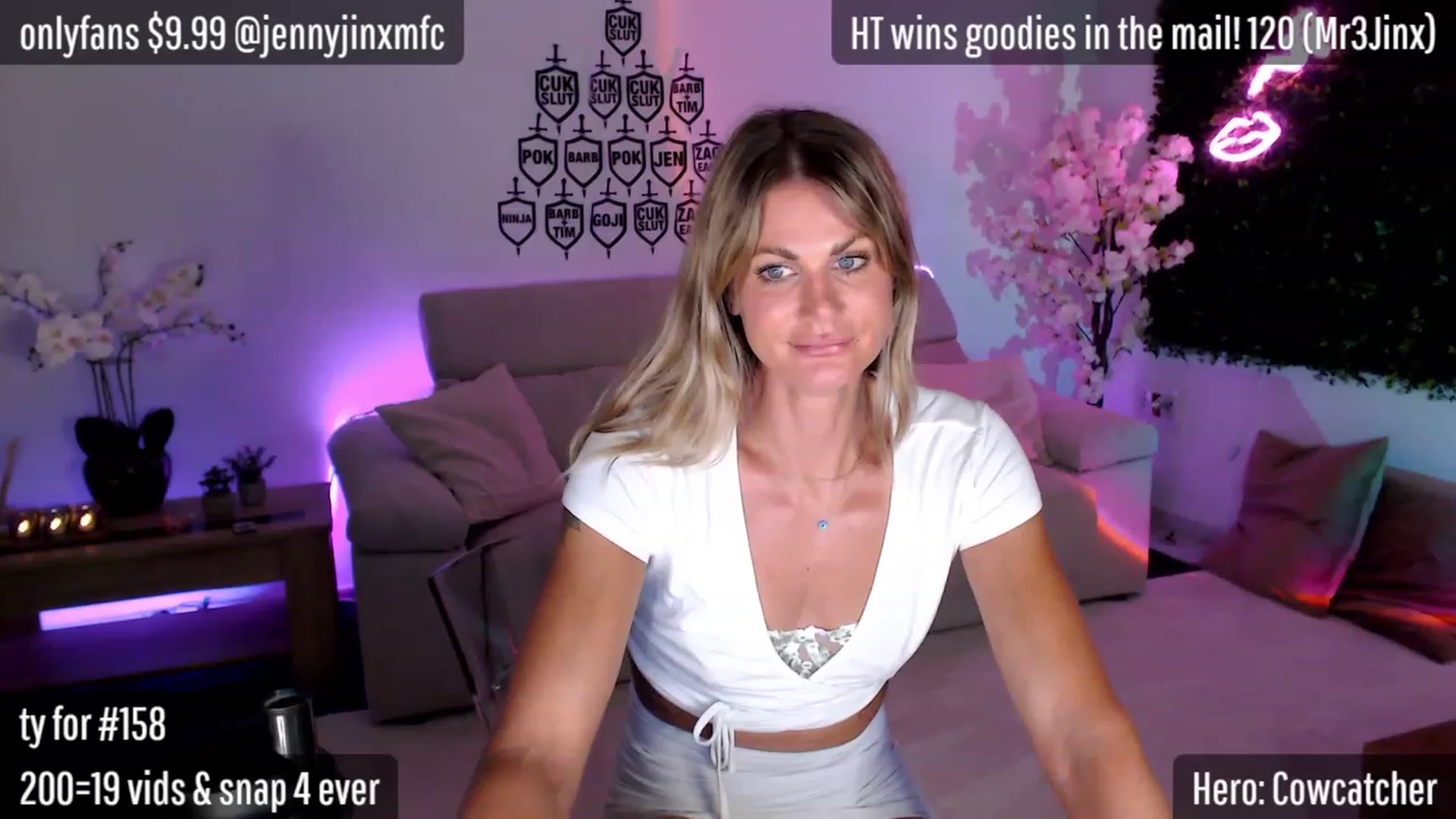 Gallery image thumbnail from JennyJinx's myfreecams stream on, 04/28/2023, 02:22 image 15 of 20