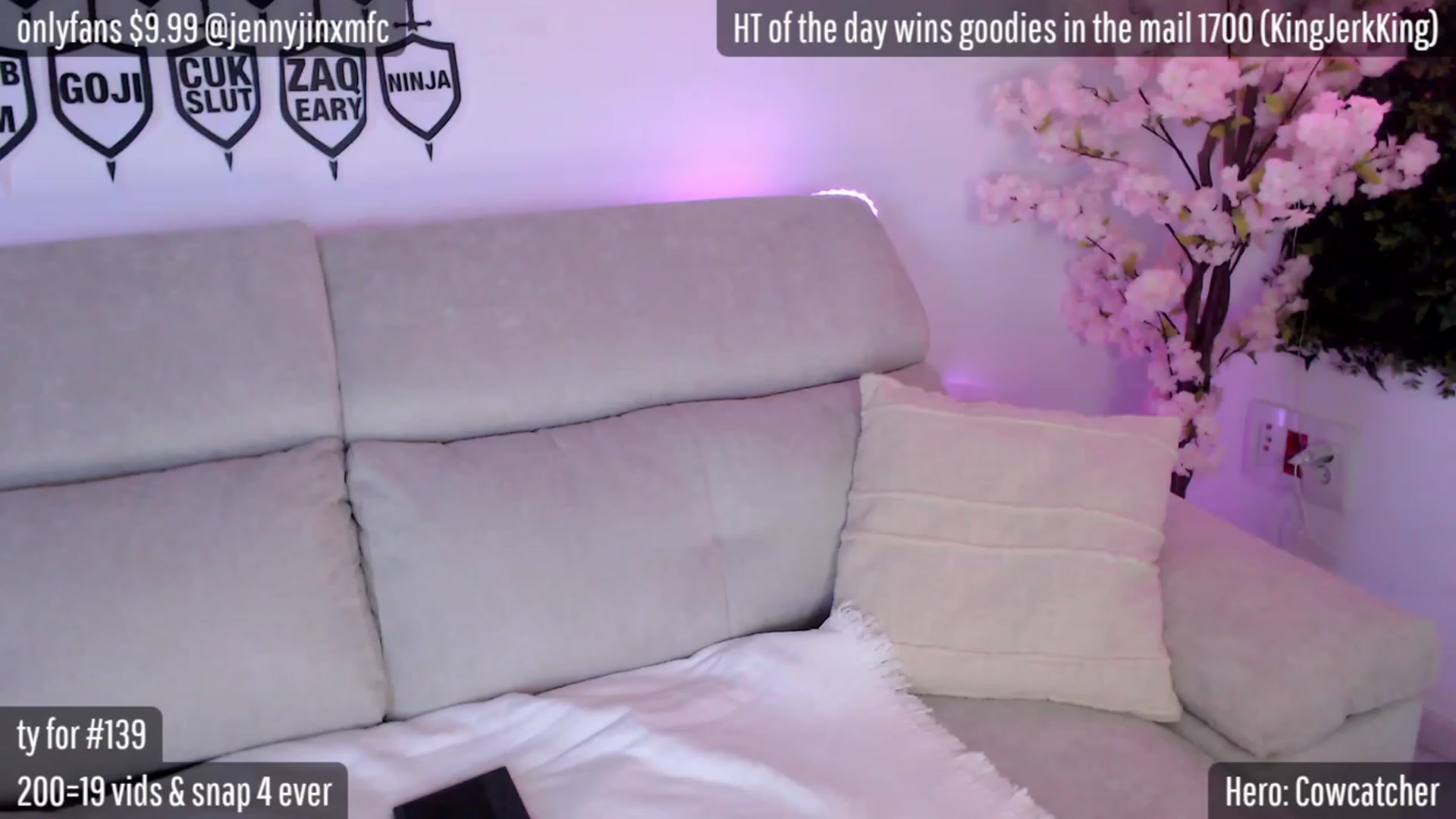 Gallery image thumbnail from JennyJinx's myfreecams stream on, 04/30/2023, 07:36 image 20 of 20