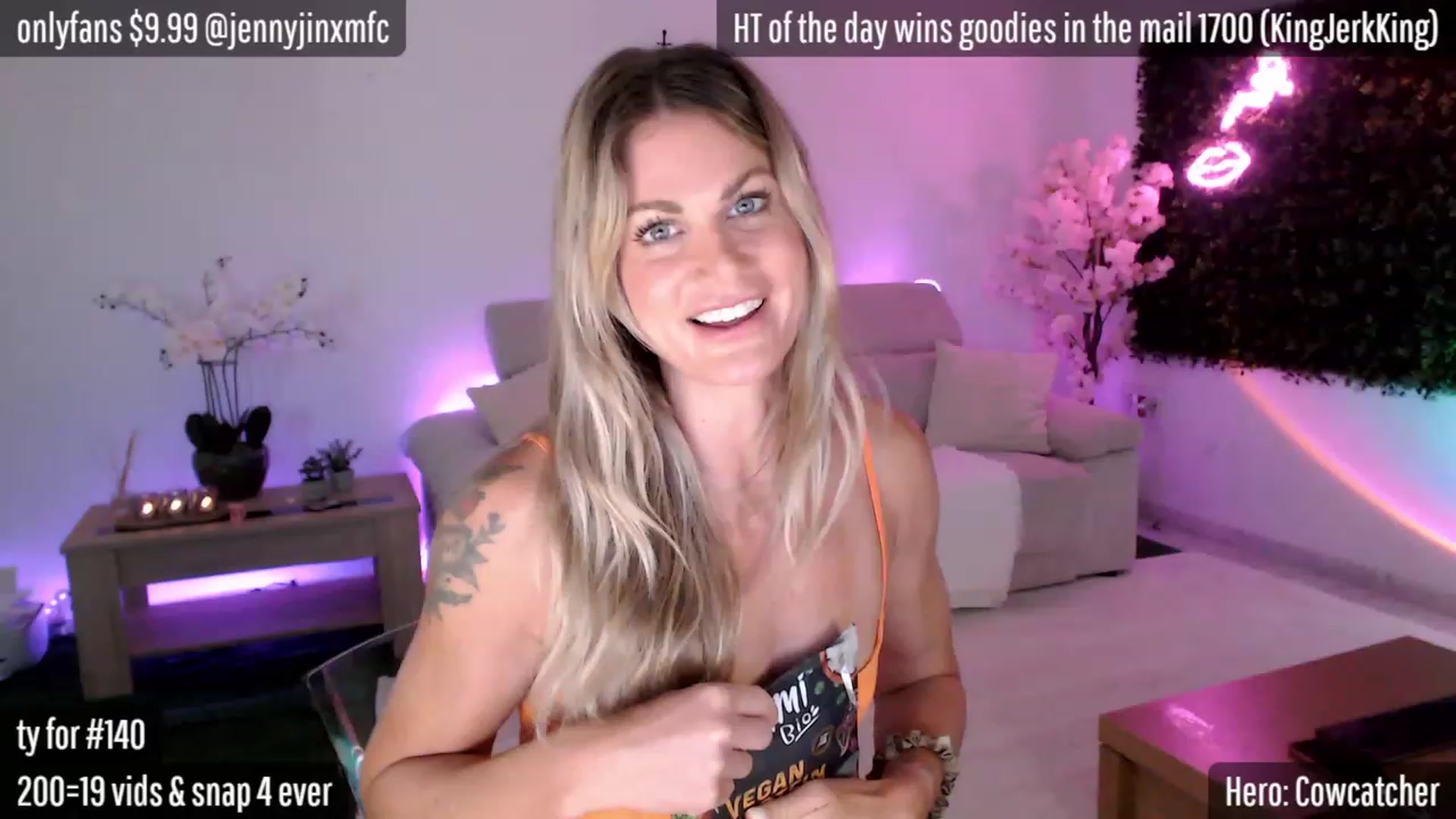 Gallery image thumbnail from JennyJinx's myfreecams stream on, 04/30/2023, 07:36 image 7 of 20