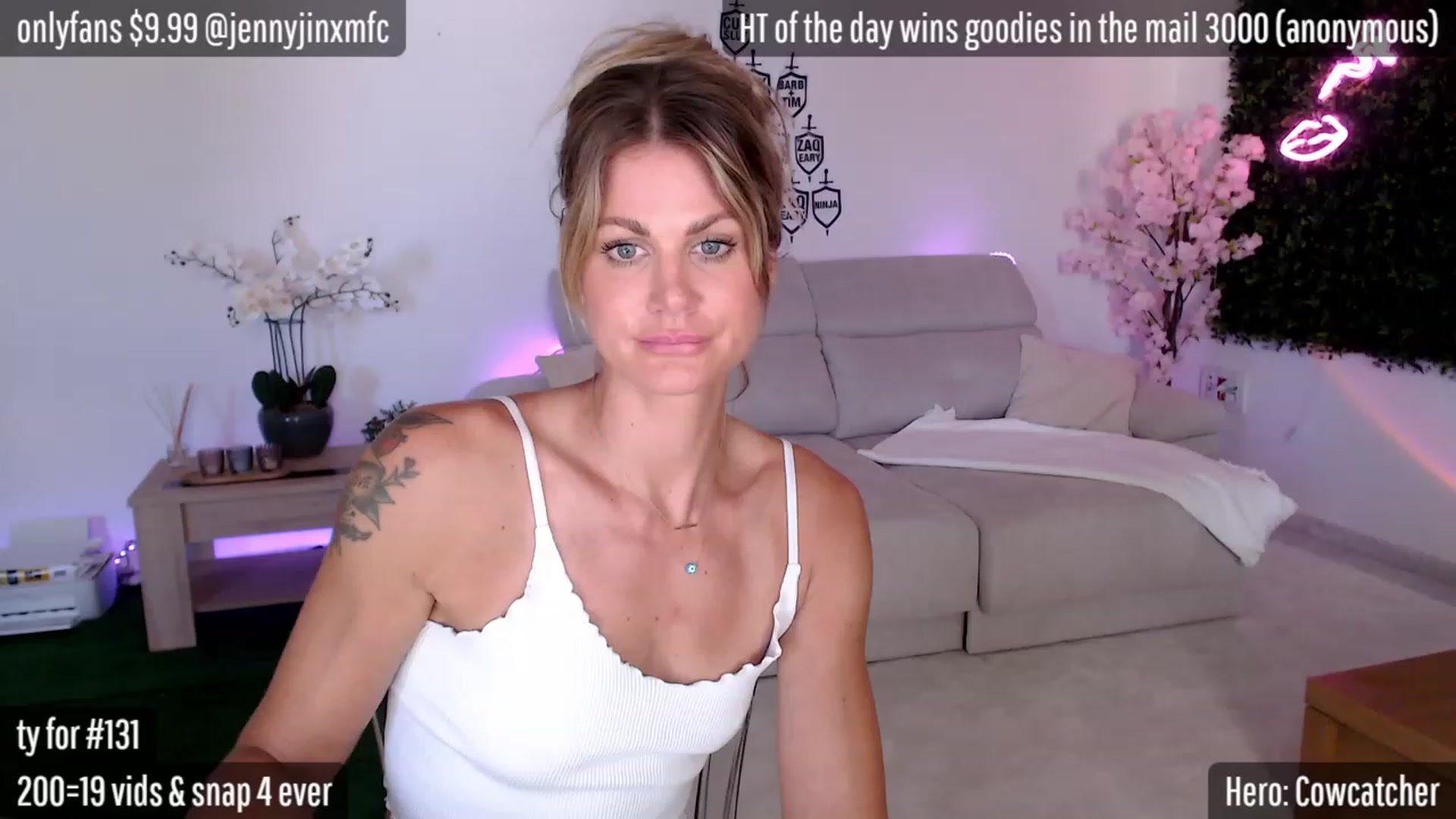 Gallery image thumbnail from JennyJinx's myfreecams stream on, 04/30/2023, 11:42 image 18 of 20