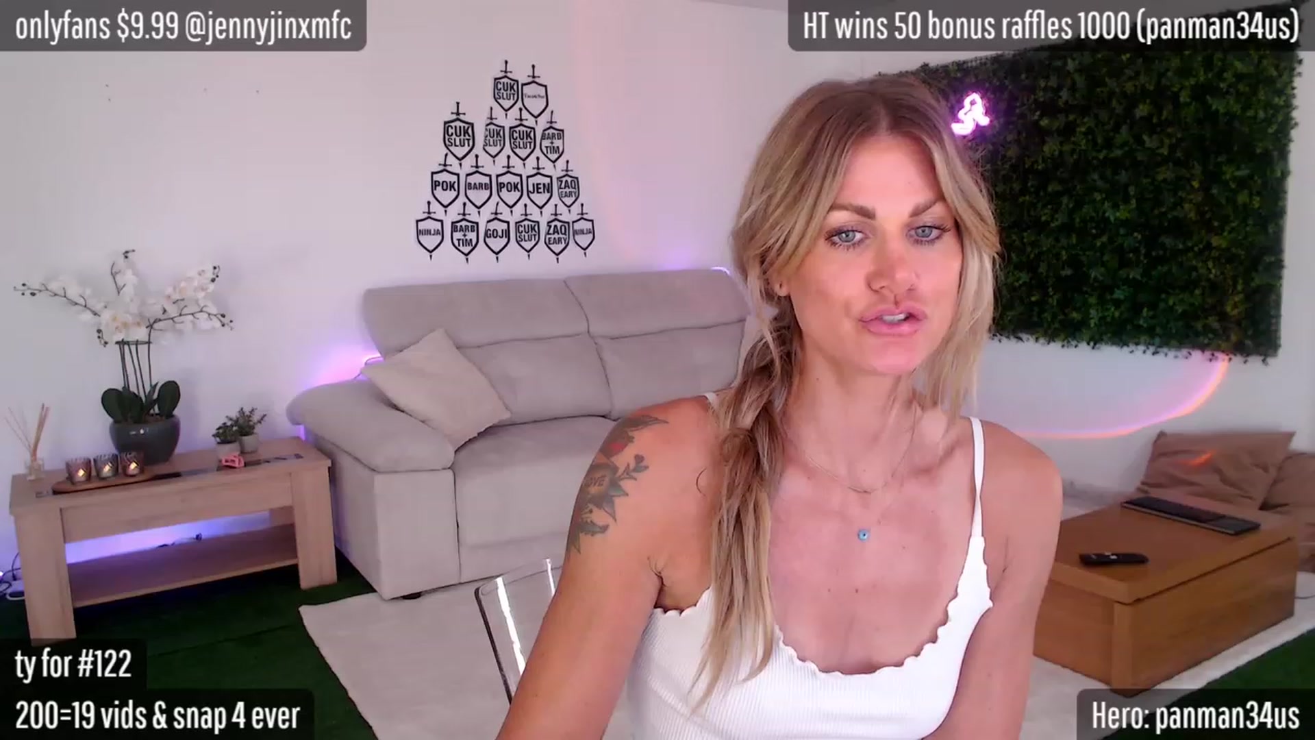 Gallery image thumbnail from JennyJinx's myfreecams stream on, 05/01/2023, 17:33 image 20 of 20