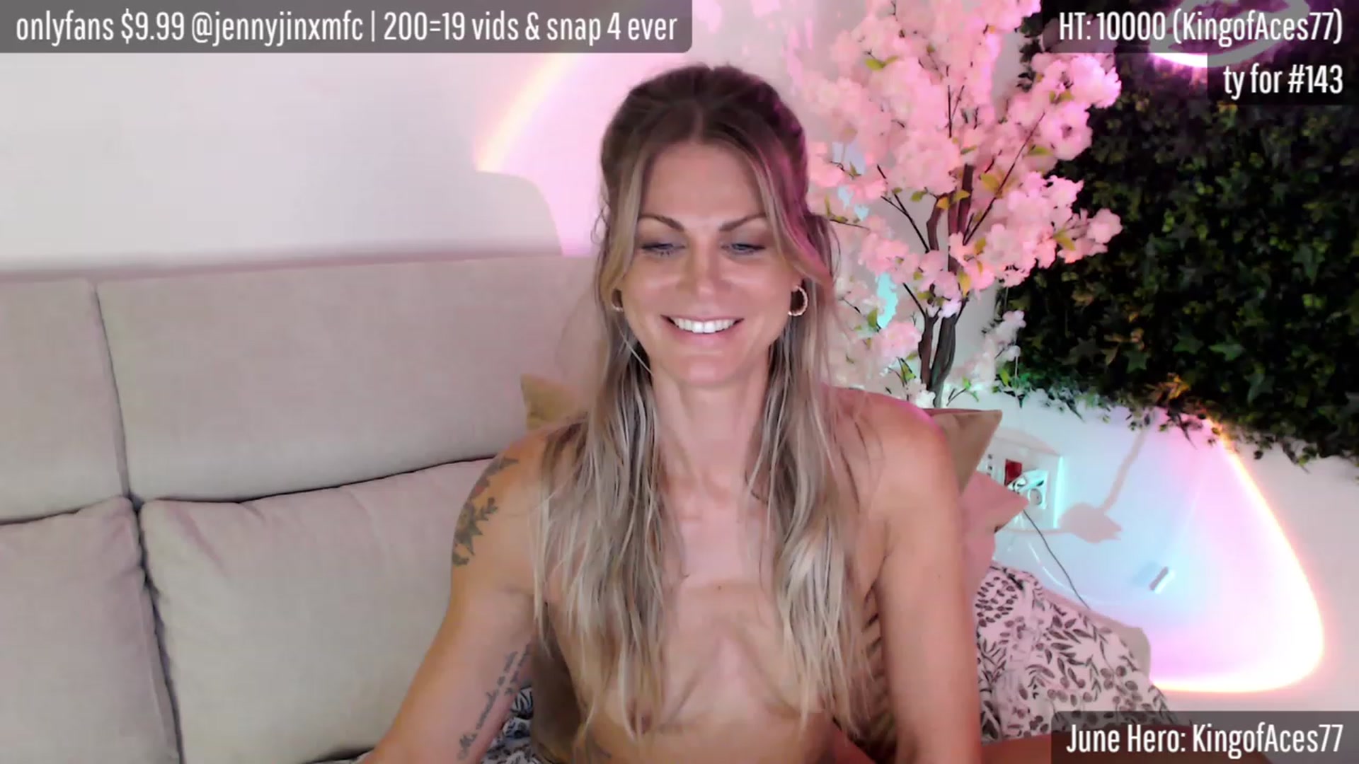 Gallery image thumbnail from JennyJinx's myfreecams stream on, 06/15/2023, 24:33 image 4 of 20