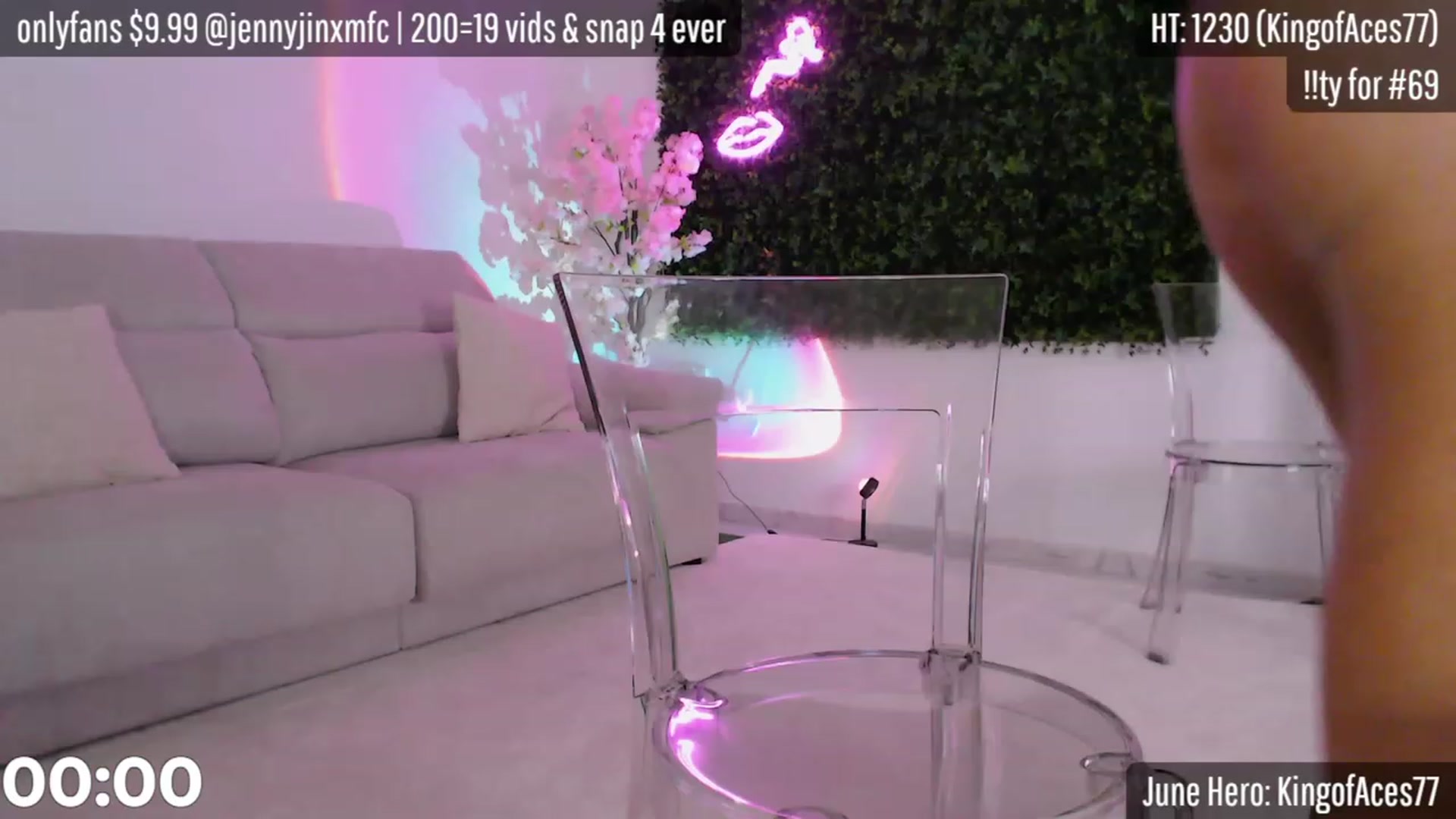 Gallery image thumbnail from JennyJinx's myfreecams stream on, 06/15/2023, 23:19 image 16 of 20