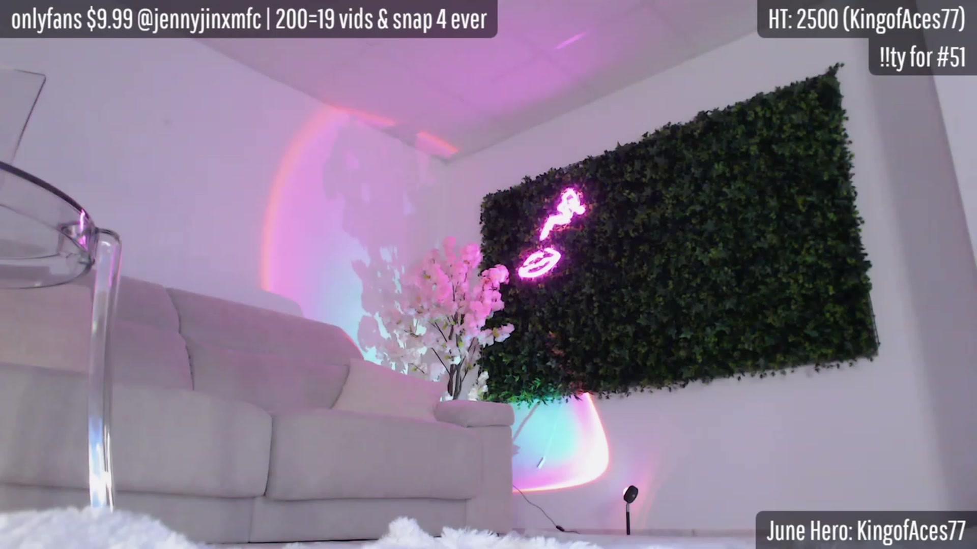 Gallery image thumbnail from JennyJinx's myfreecams stream on, 06/17/2023, 18:38 image 12 of 20