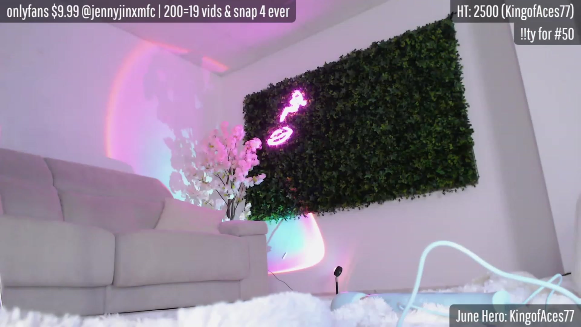 Gallery image thumbnail from JennyJinx's myfreecams stream on, 06/17/2023, 18:38 image 14 of 20