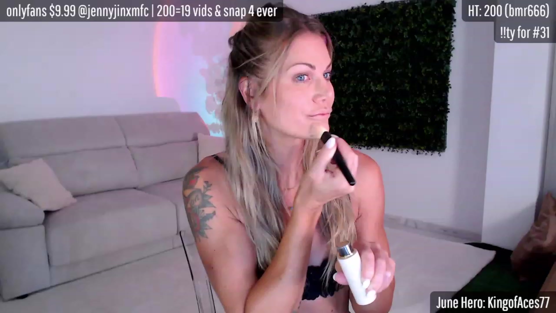 Gallery image thumbnail from JennyJinx's myfreecams stream on, 06/26/2023, 15:30 image 3 of 20