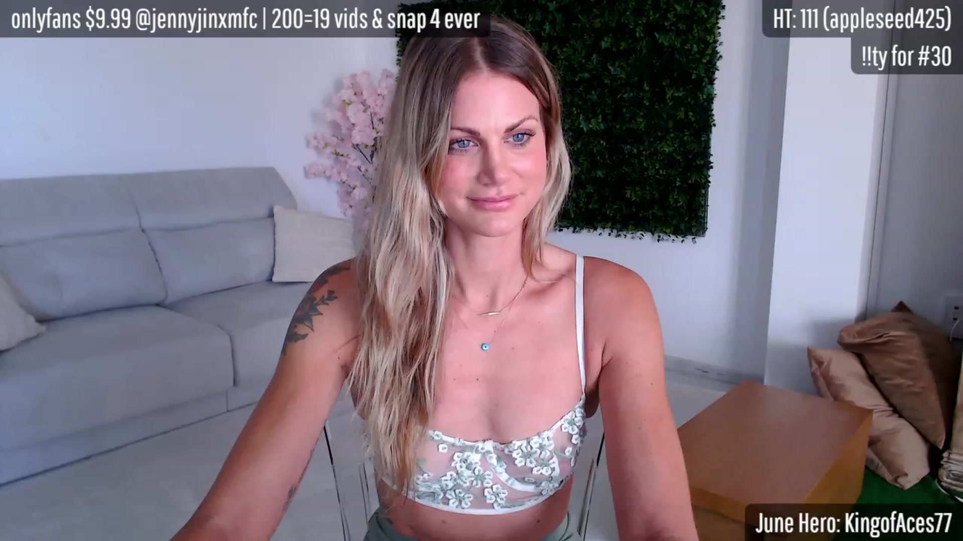 Gallery image thumbnail from JennyJinx's myfreecams stream on, 06/28/2023, 13:28 image 2 of 20