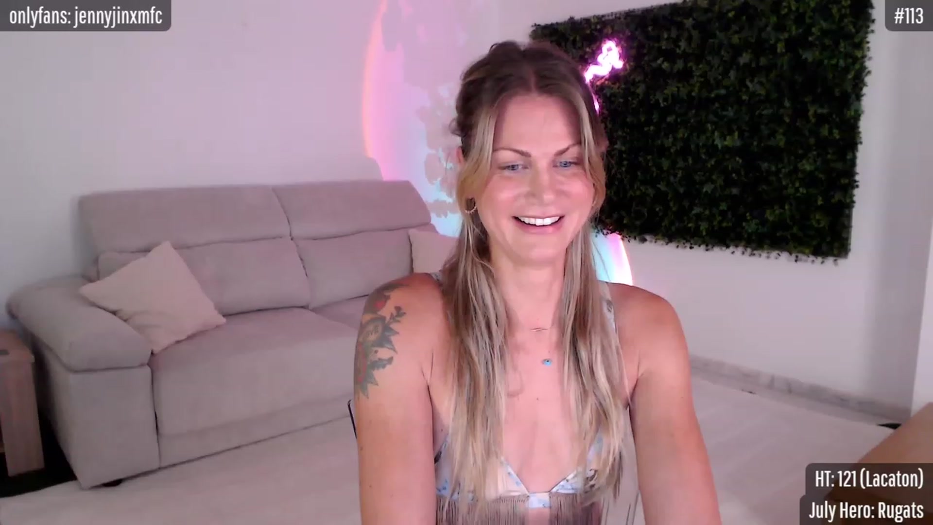 Gallery image thumbnail from JennyJinx's myfreecams stream on, 07/03/2023, 15:49 image 18 of 20