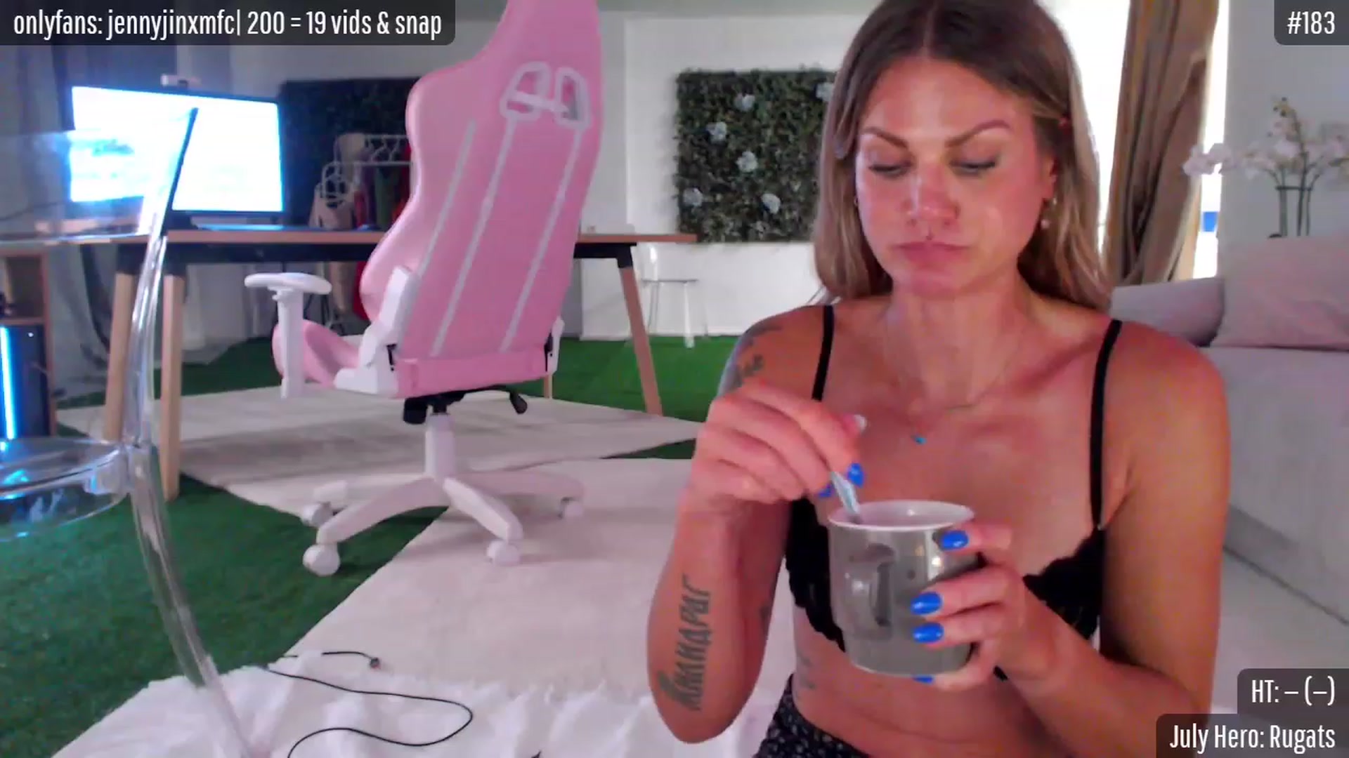 Gallery image thumbnail from JennyJinx's myfreecams stream on, 07/14/2023, 01:19 image 1 of 20