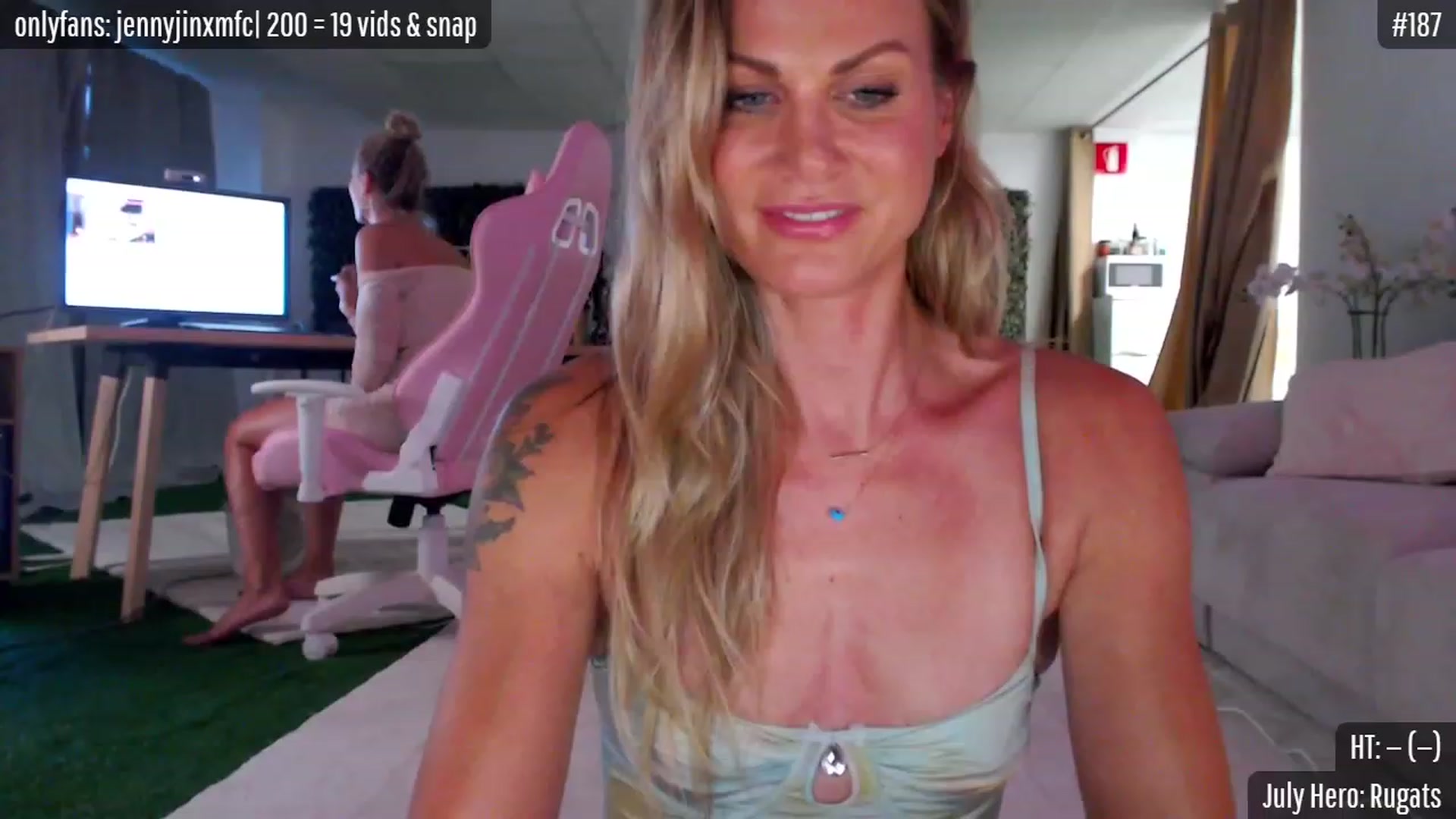Gallery image thumbnail from JennyJinx's myfreecams stream on, 07/14/2023, 19:28 image 4 of 20