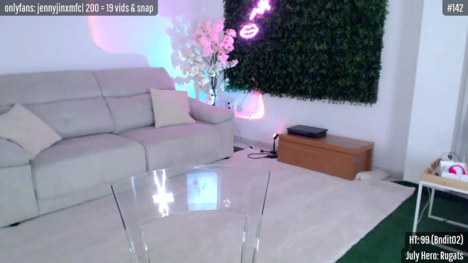 Gallery image thumbnail from JennyJinx's myfreecams stream on, 07/25/2023, 17:29 image 18 of 20
