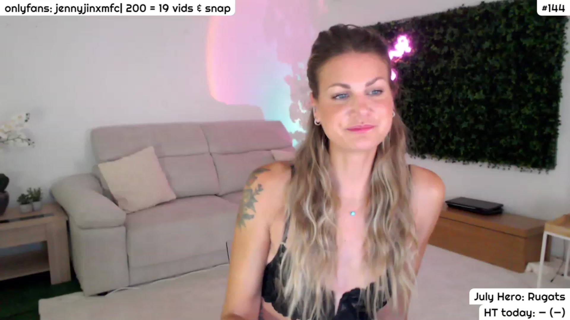 Gallery image thumbnail from JennyJinx's myfreecams stream on, 07/29/2023, 09:34 image 2 of 20