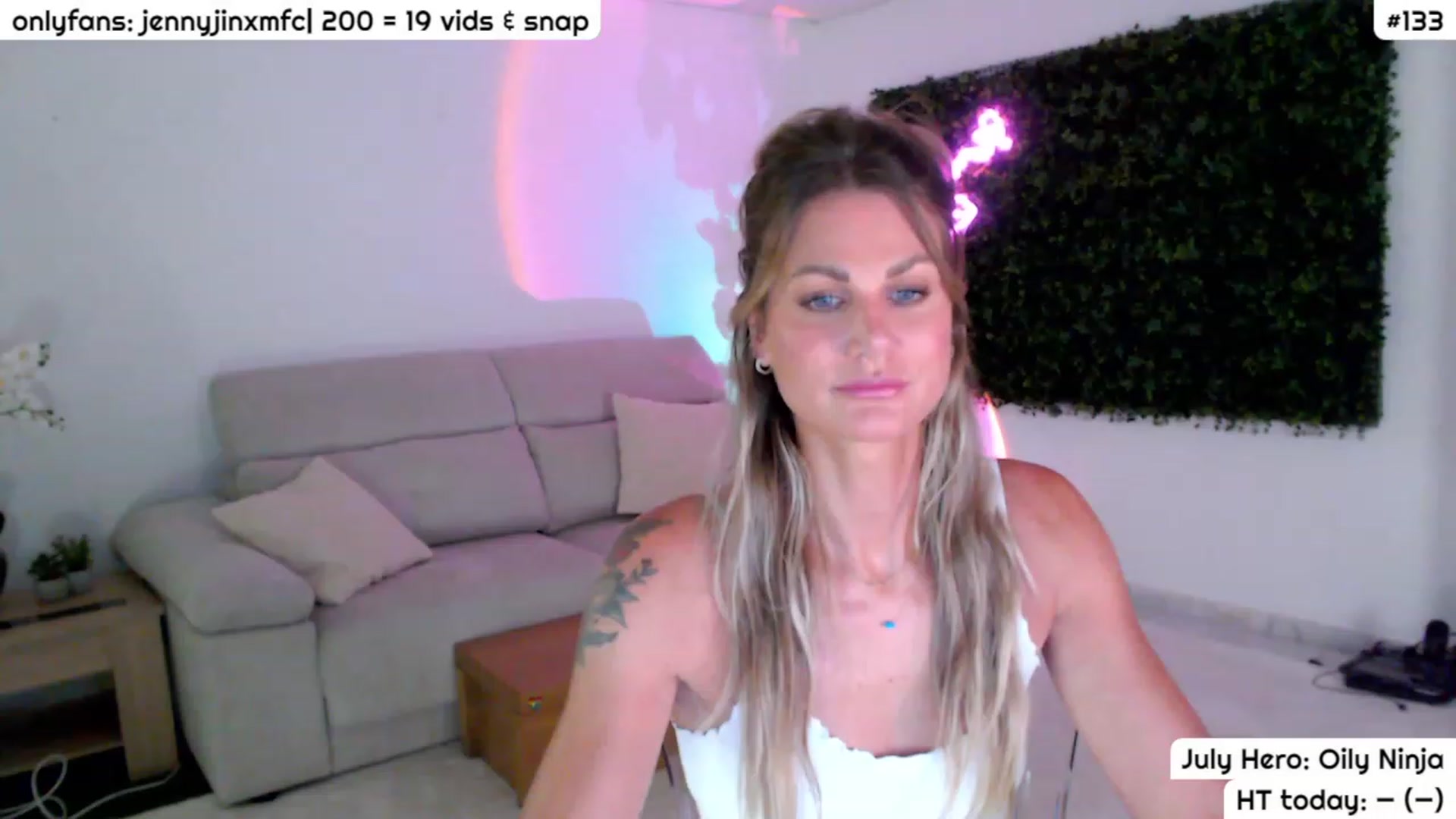 Gallery image thumbnail from JennyJinx's myfreecams stream on, 07/31/2023, 20:58 image 3 of 20