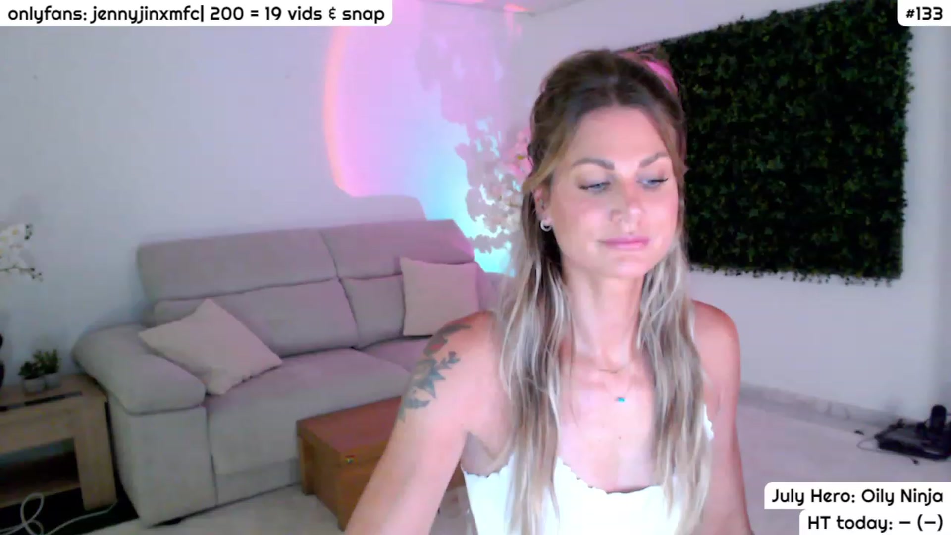 Gallery image thumbnail from JennyJinx's myfreecams stream on, 07/31/2023, 20:58 image 2 of 20
