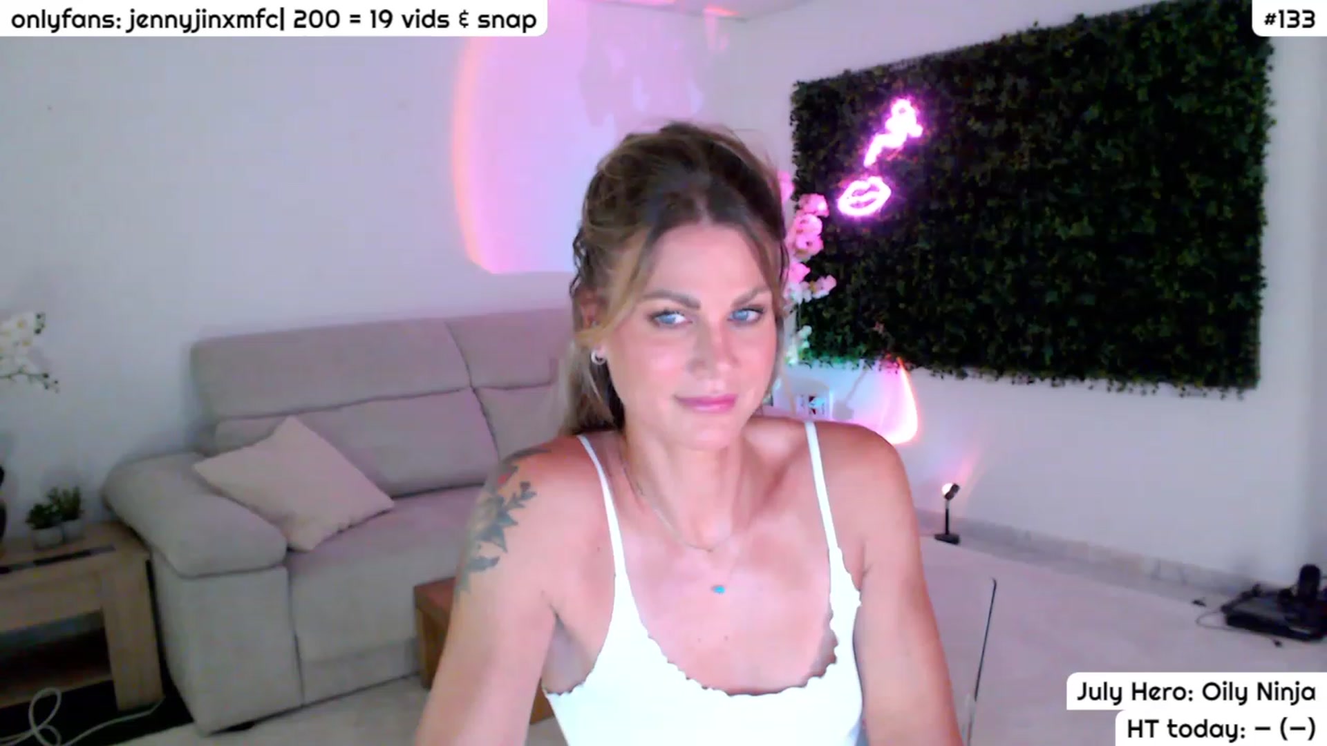 Gallery image thumbnail from JennyJinx's myfreecams stream on, 07/31/2023, 20:58 image 5 of 20