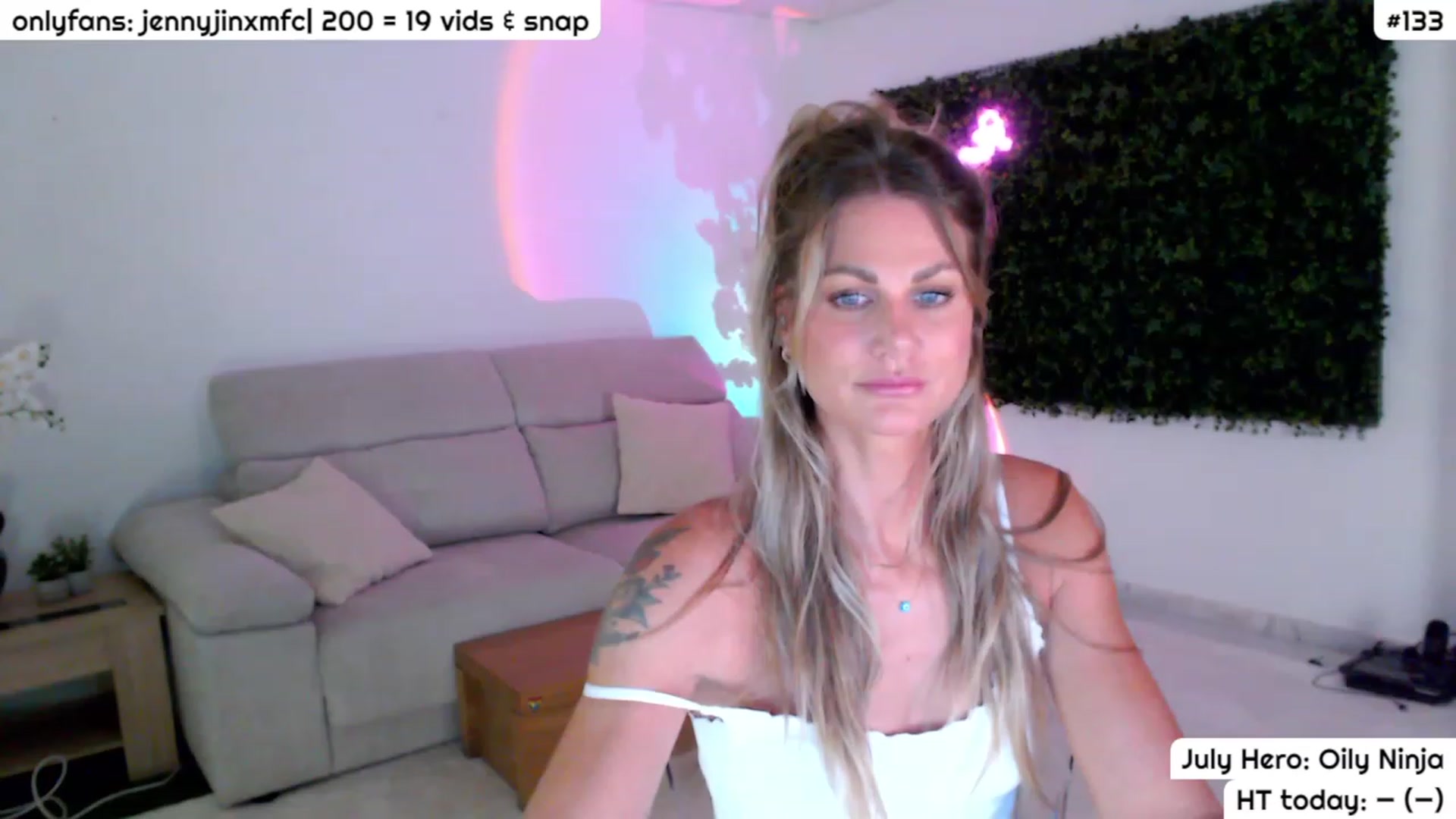 Gallery image thumbnail from JennyJinx's myfreecams stream on, 07/31/2023, 20:58 image 8 of 20