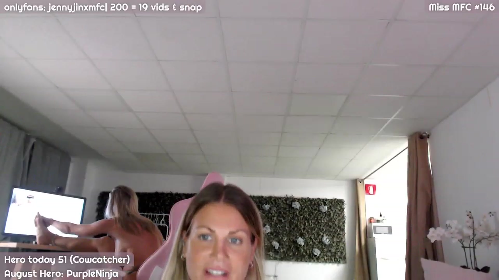 Gallery image thumbnail from JennyJinx's myfreecams stream on, 08/03/2023, 20:33 image 13 of 20
