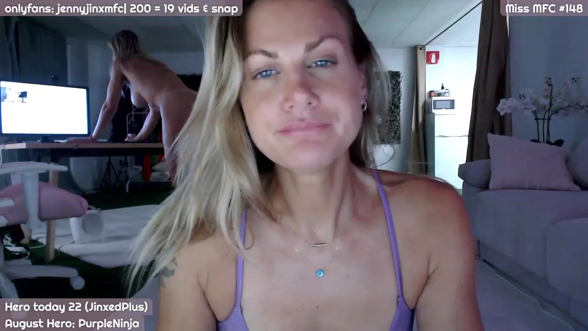 Gallery image thumbnail from JennyJinx's myfreecams stream on, 08/03/2023, 20:33 image 8 of 20