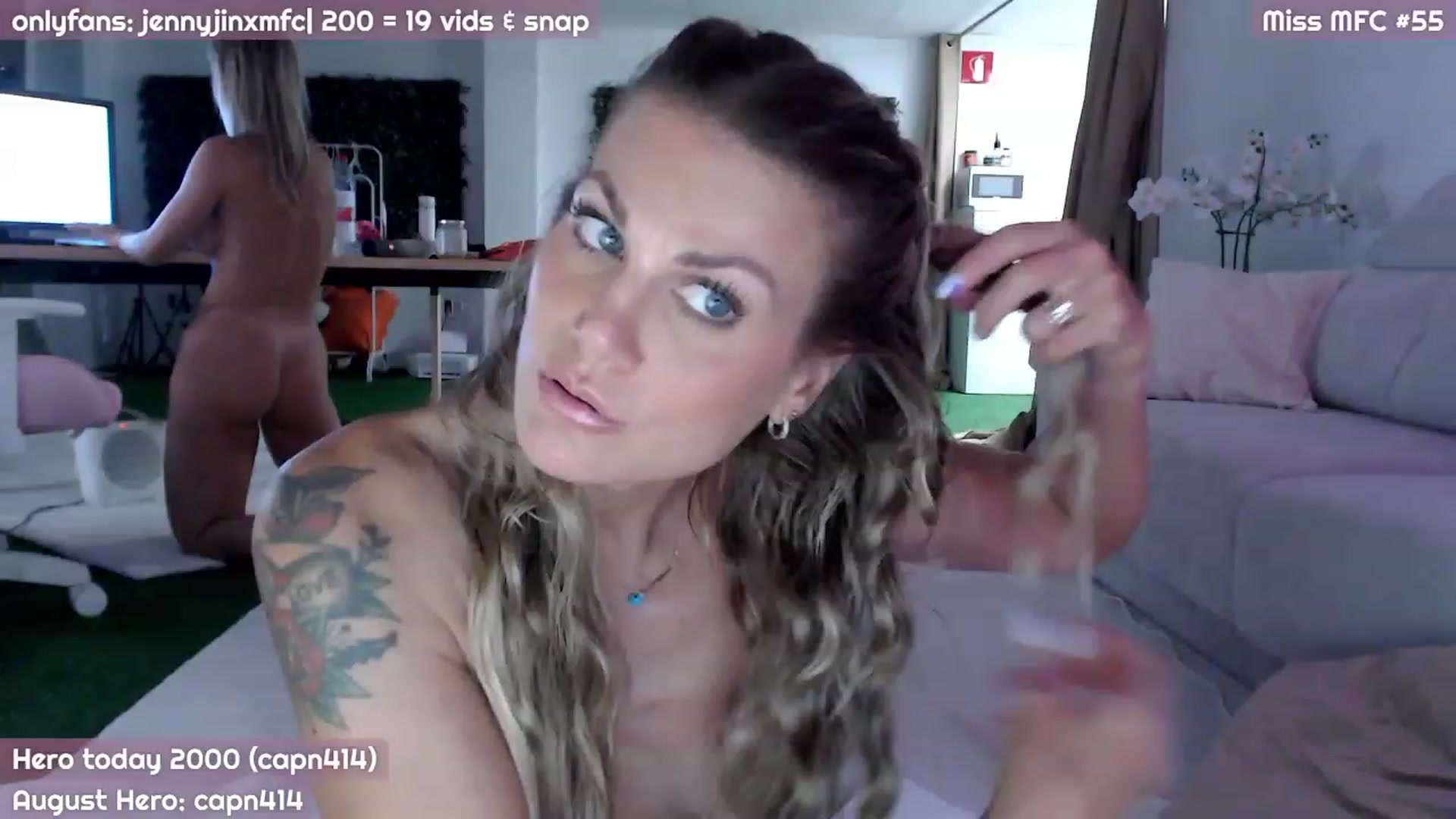 Gallery image thumbnail from JennyJinx's myfreecams stream on, 08/04/2023, 21:32 image 11 of 20