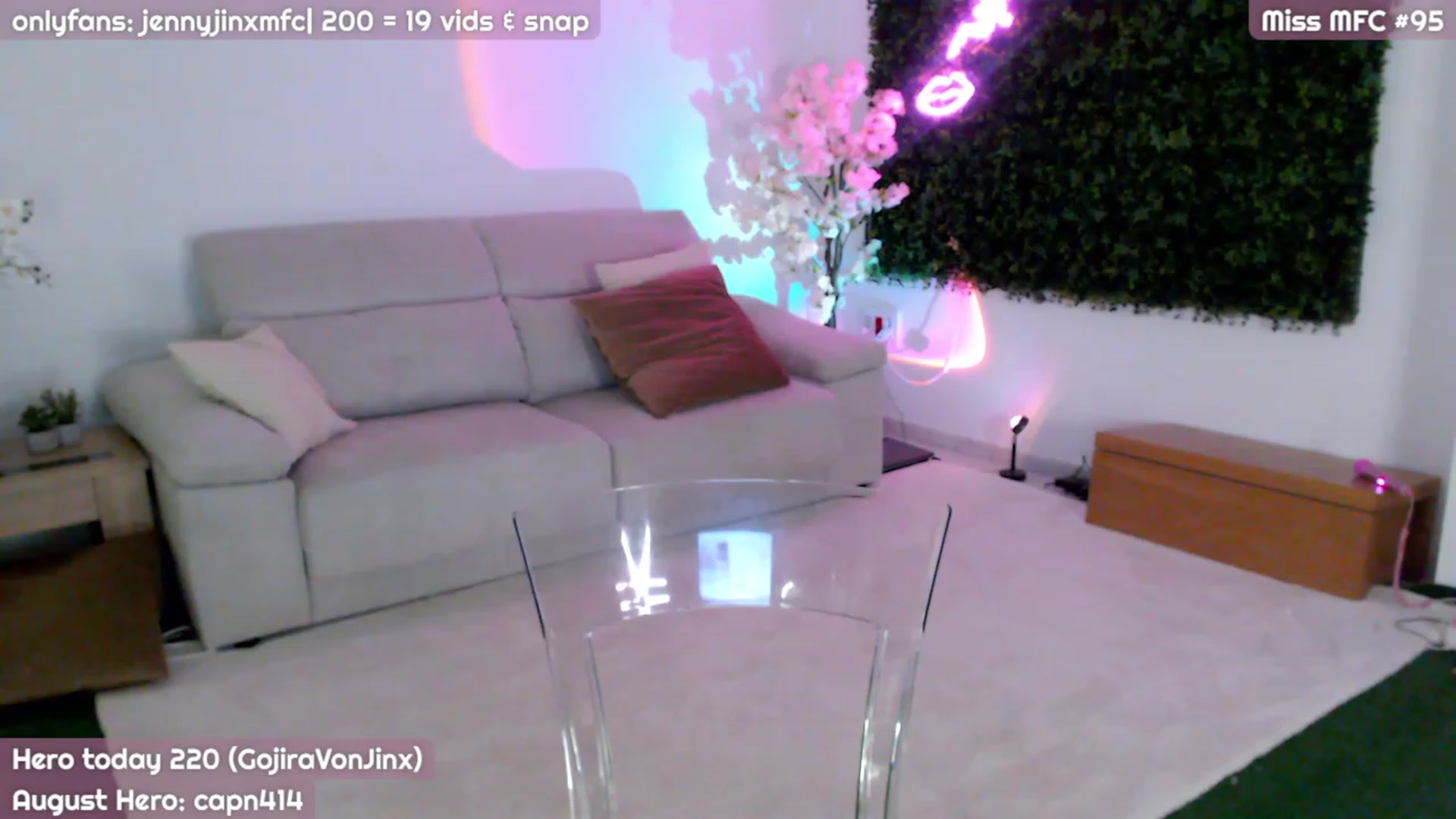 Gallery image thumbnail from JennyJinx's myfreecams stream on, 08/06/2023, 23:14 image 12 of 20