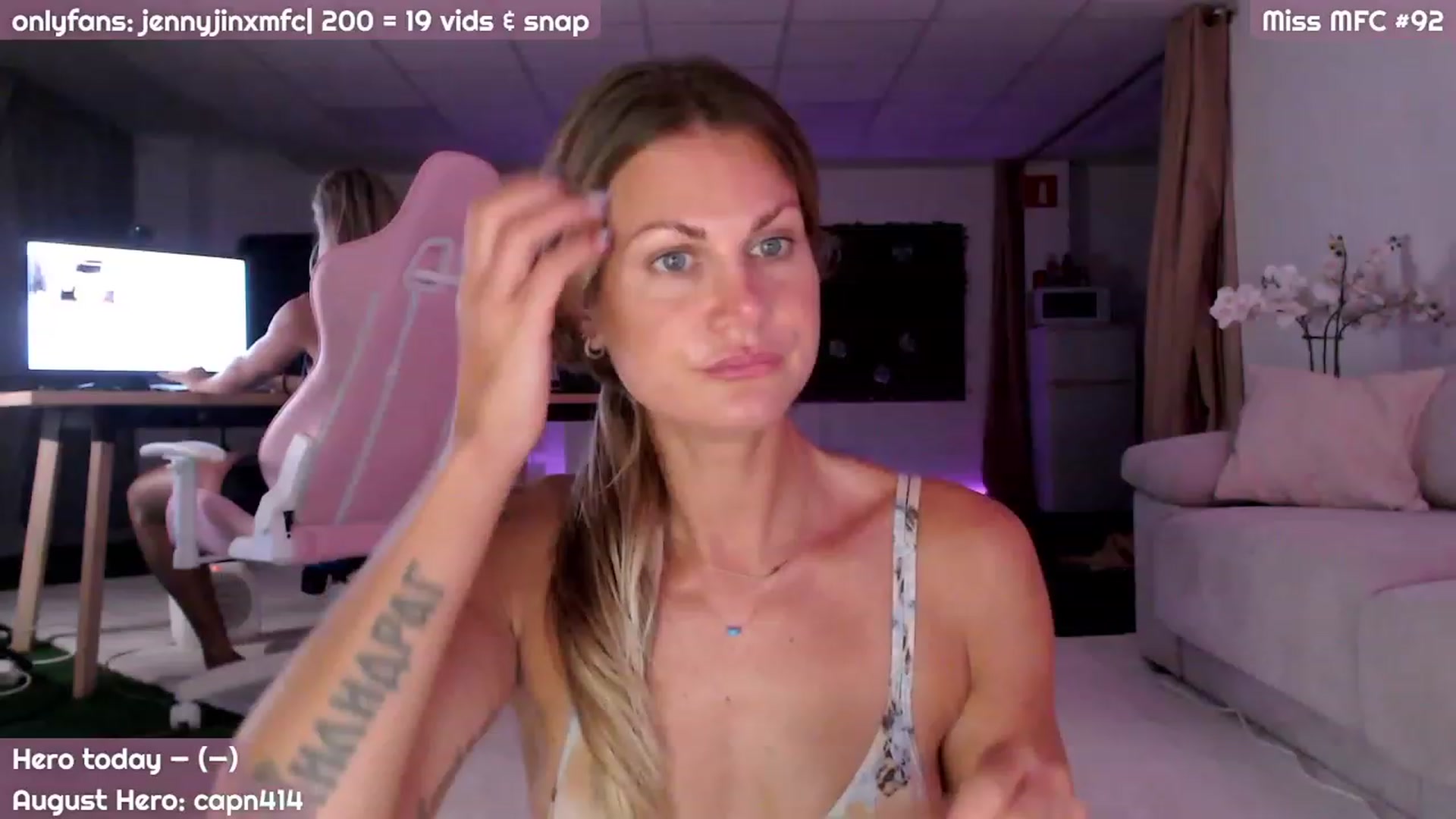 Gallery image thumbnail from JennyJinx's myfreecams stream on, 08/07/2023, 20:29 image 6 of 20