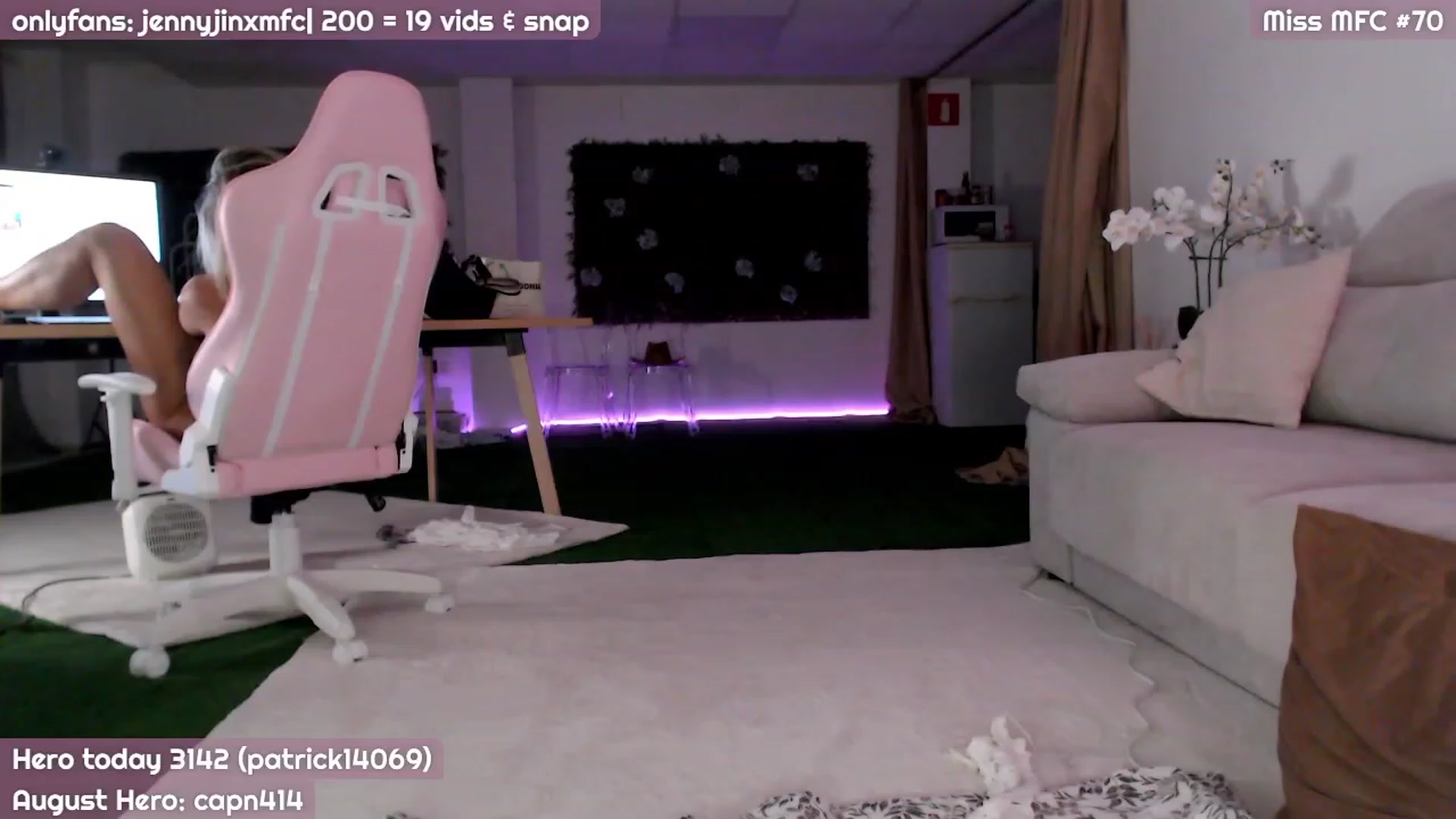 Gallery image thumbnail from JennyJinx's myfreecams stream on, 08/09/2023, 21:24 image 14 of 20