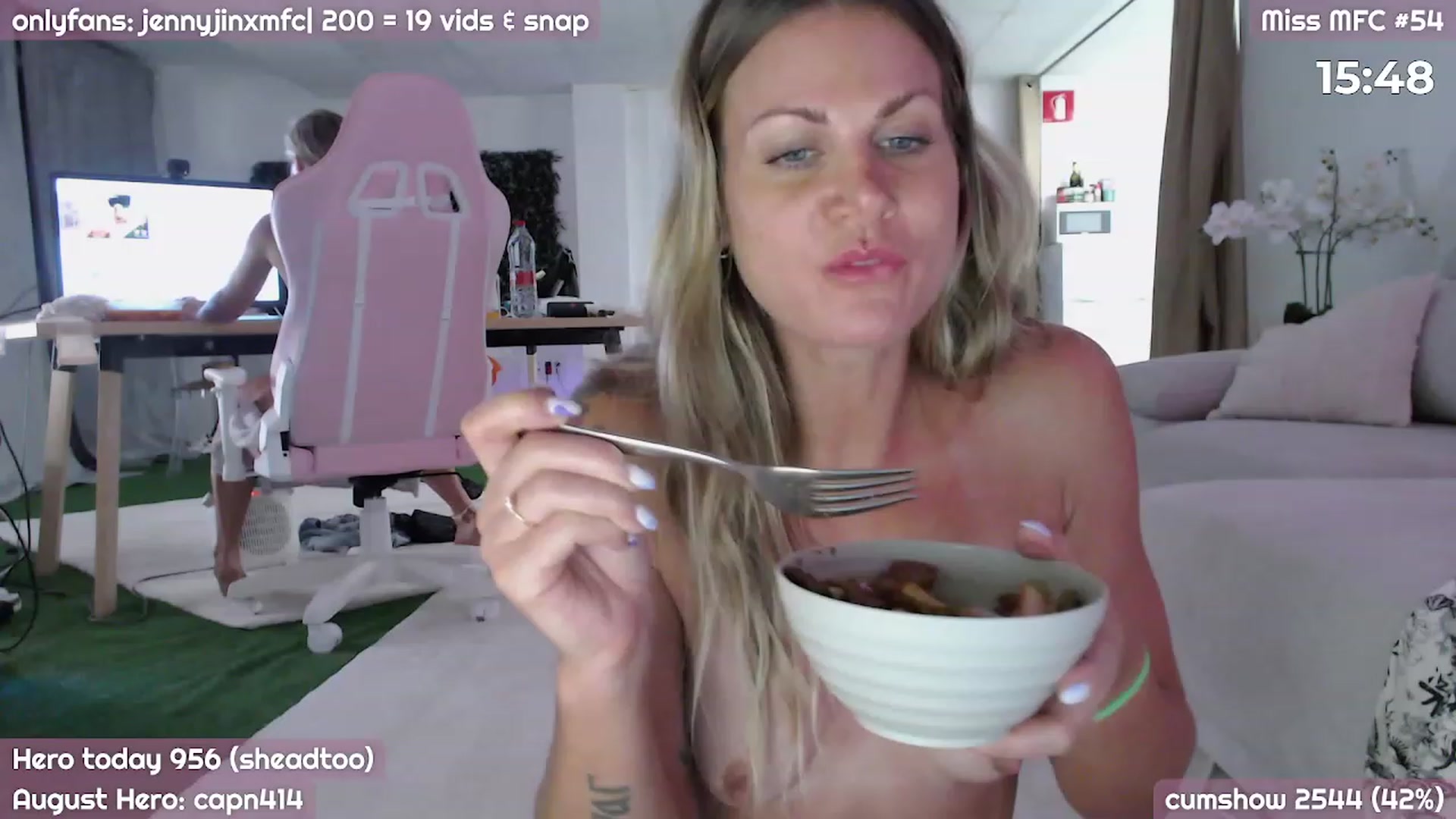 Gallery image thumbnail from JennyJinx's myfreecams stream on, 08/20/2023, 21:35 image 13 of 20