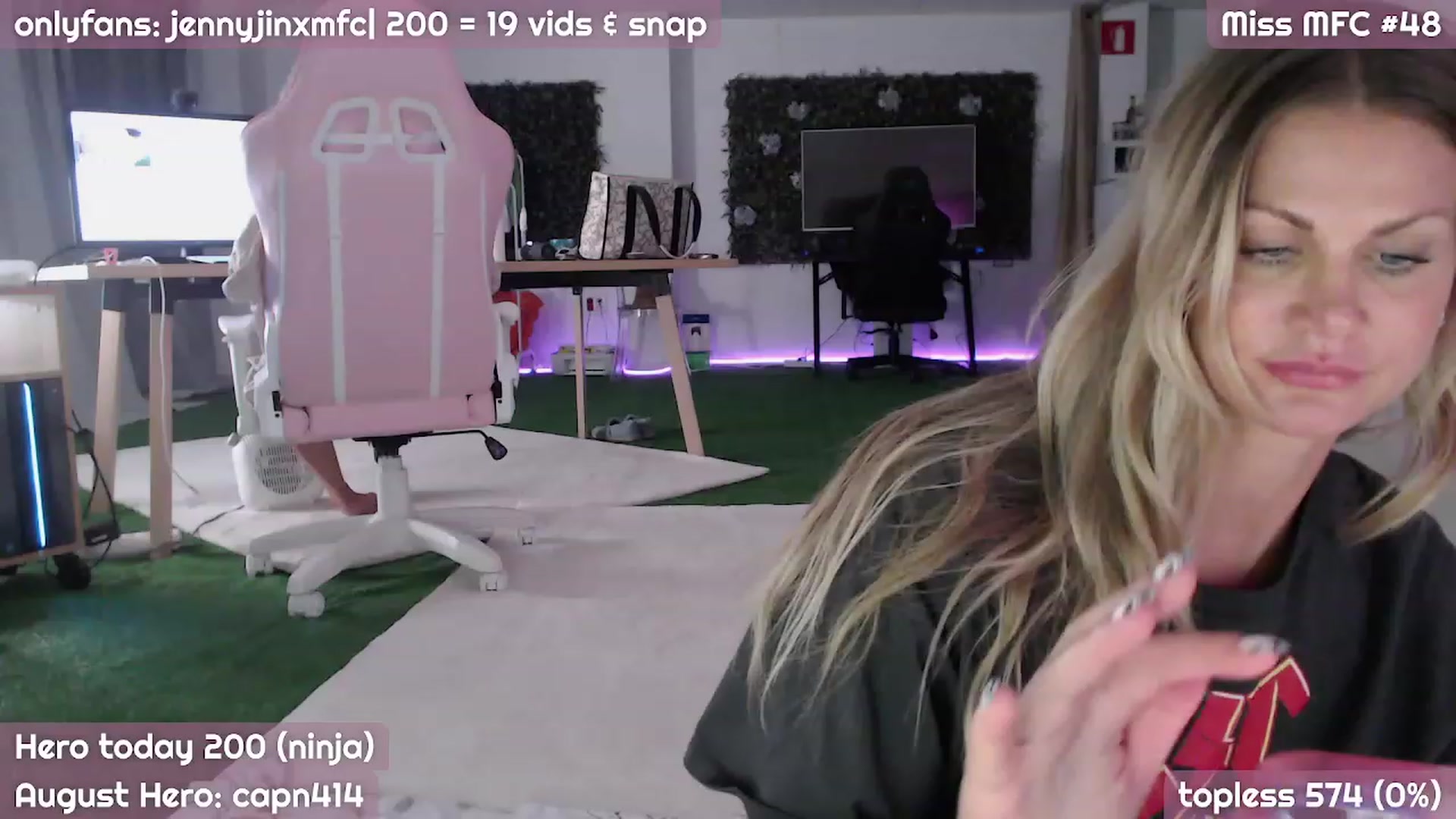 Gallery image thumbnail from JennyJinx's myfreecams stream on, 08/21/2023, 22:08 image 12 of 20