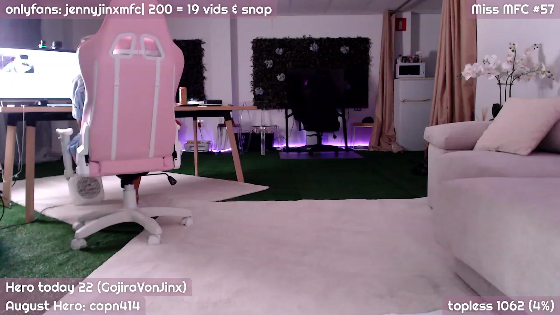 Gallery image thumbnail from JennyJinx's myfreecams stream on, 08/25/2023, 19:59 image 14 of 20