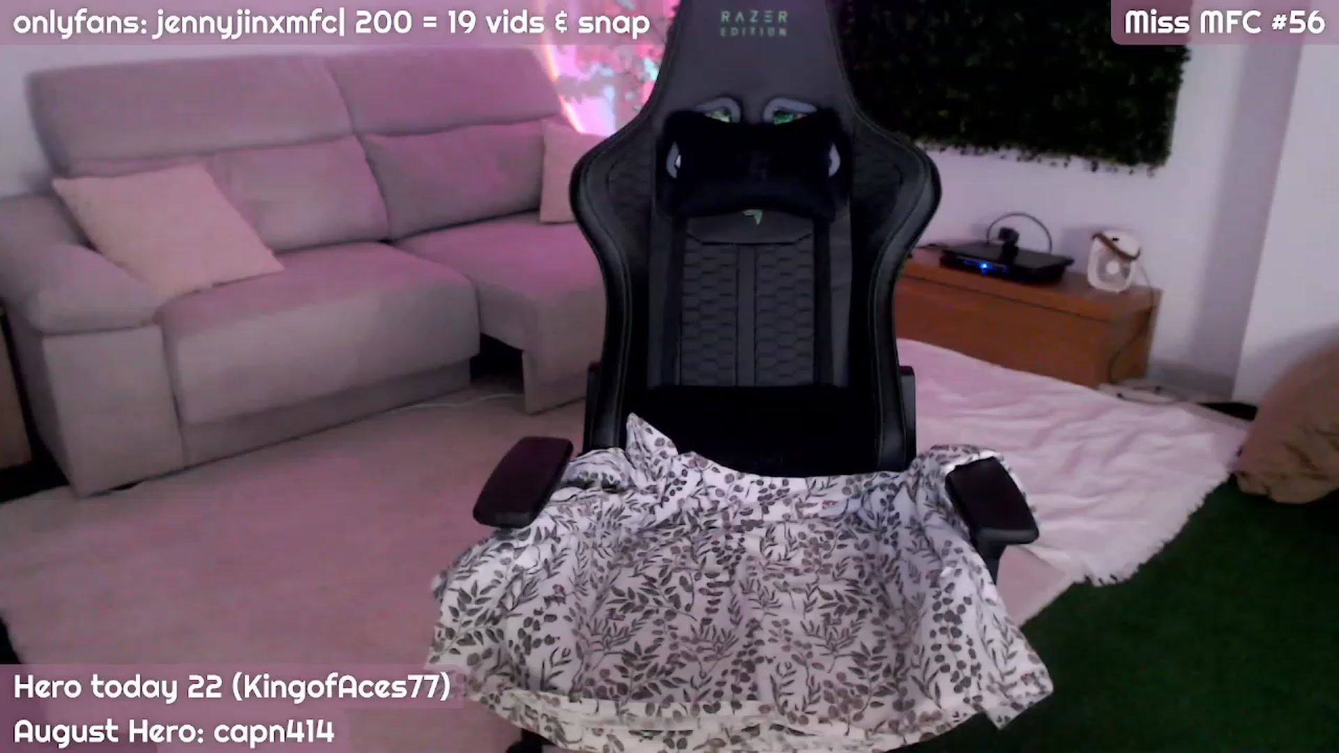 Gallery image thumbnail from JennyJinx's myfreecams stream on, 08/25/2023, 22:02 image 20 of 20