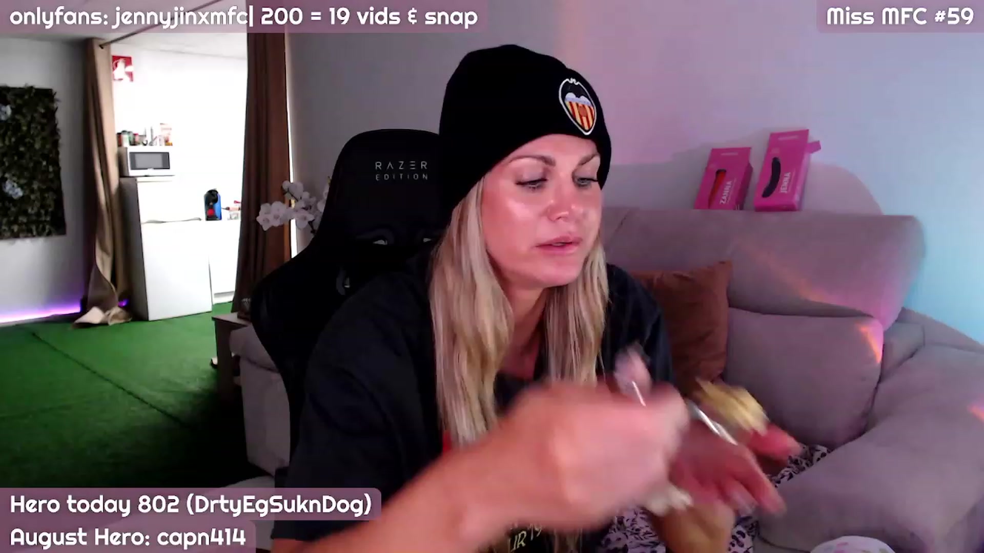 Gallery image thumbnail from JennyJinx's myfreecams stream on, 08/27/2023, 24:01 image 12 of 20