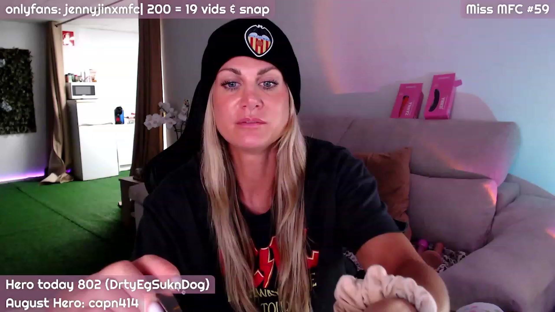 Gallery image thumbnail from JennyJinx's myfreecams stream on, 08/27/2023, 24:01 image 7 of 20