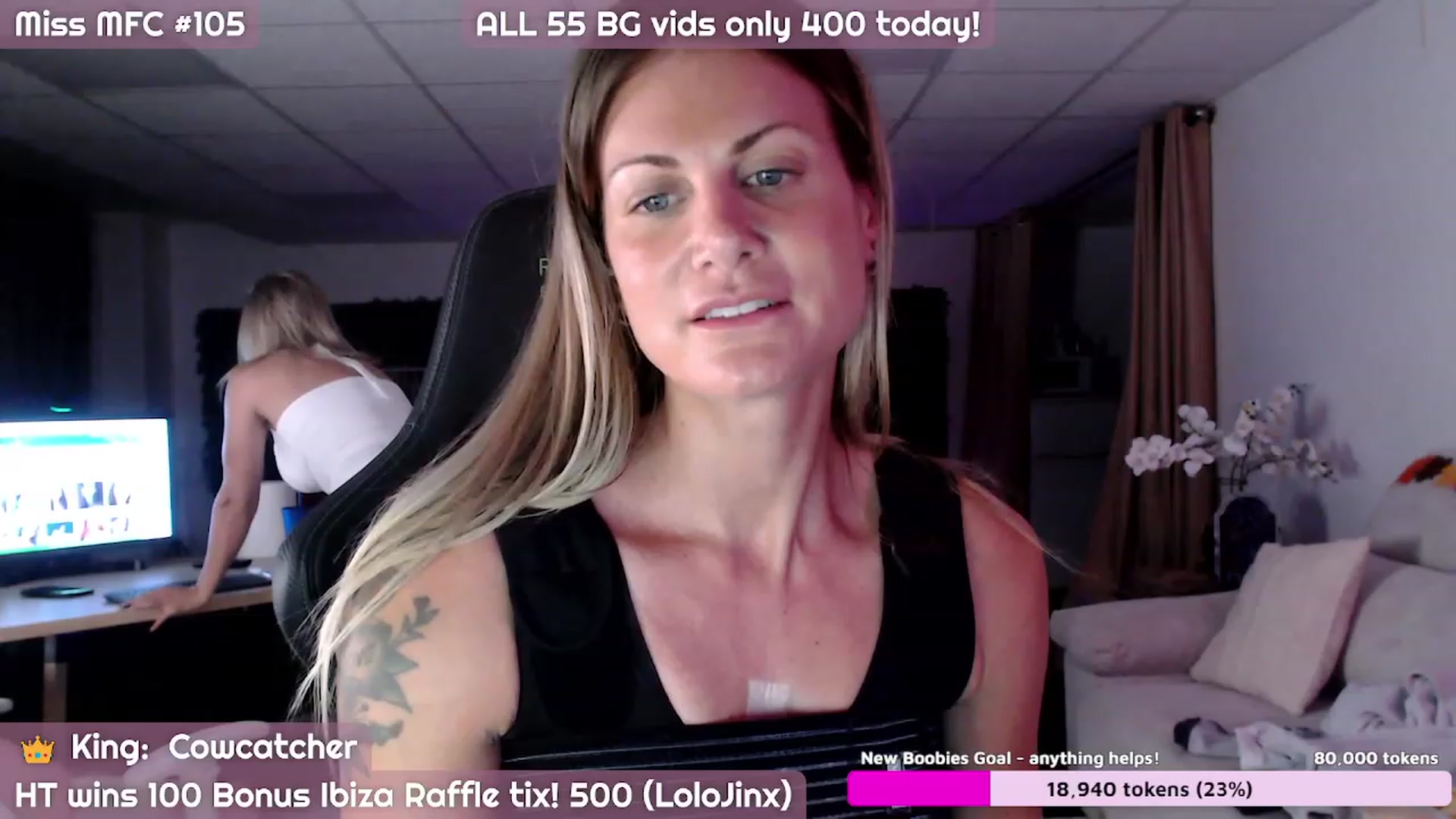 Gallery image thumbnail from JennyJinx's myfreecams stream on, 10/30/2023, 05:05 image 11 of 20
