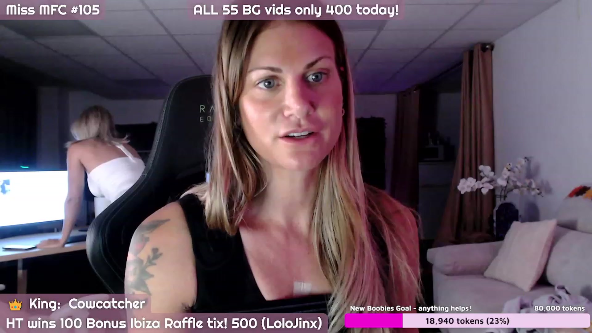 Gallery image thumbnail from JennyJinx's myfreecams stream on, 10/30/2023, 05:05 image 17 of 20