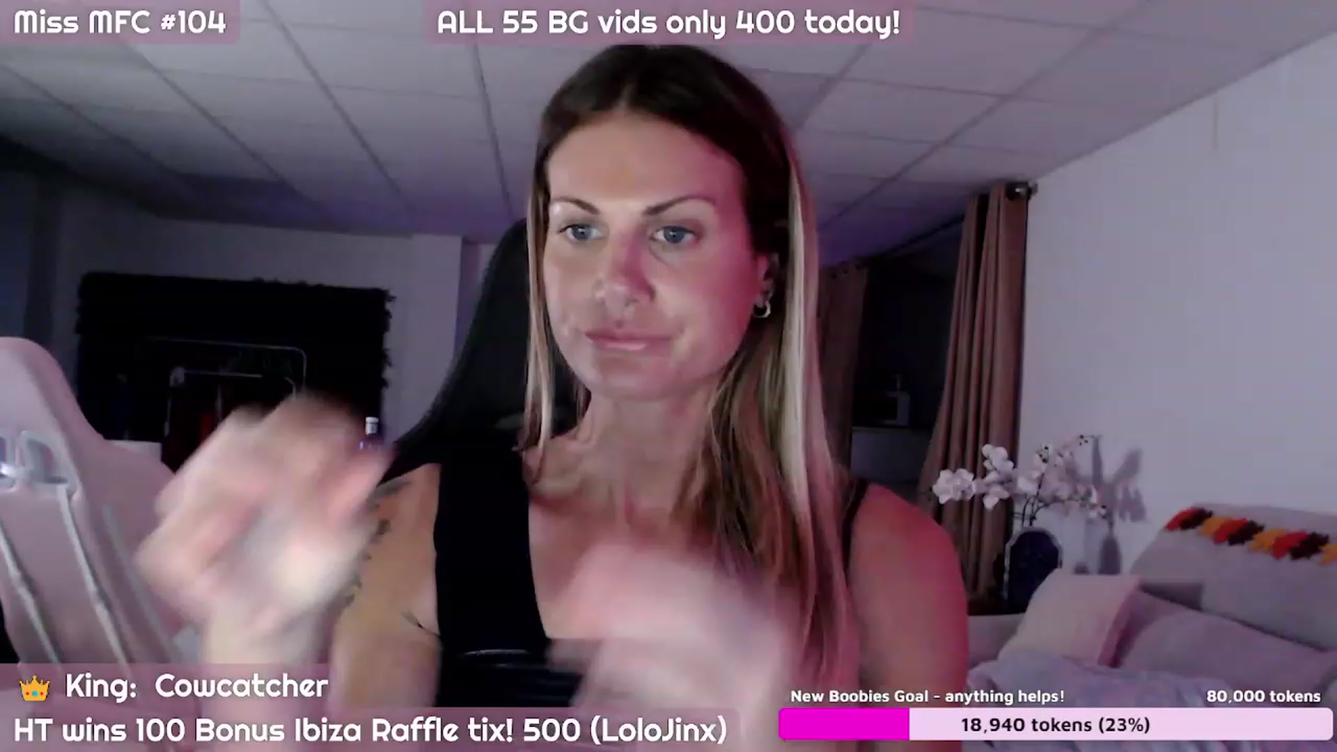 Gallery image thumbnail from JennyJinx's myfreecams stream on, 10/30/2023, 06:55 image 6 of 20