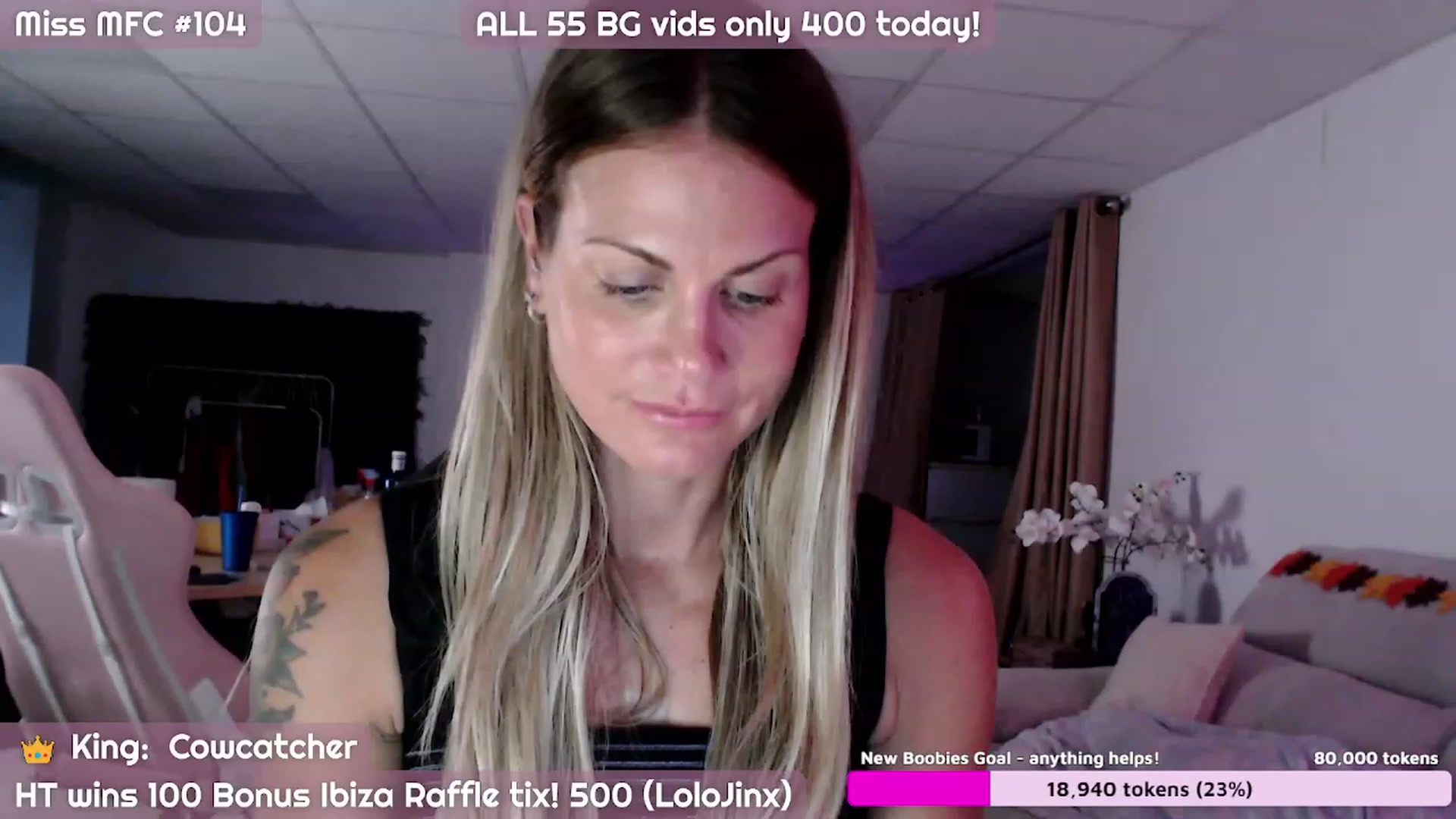 Gallery image thumbnail from JennyJinx's myfreecams stream on, 10/30/2023, 06:55 image 16 of 20
