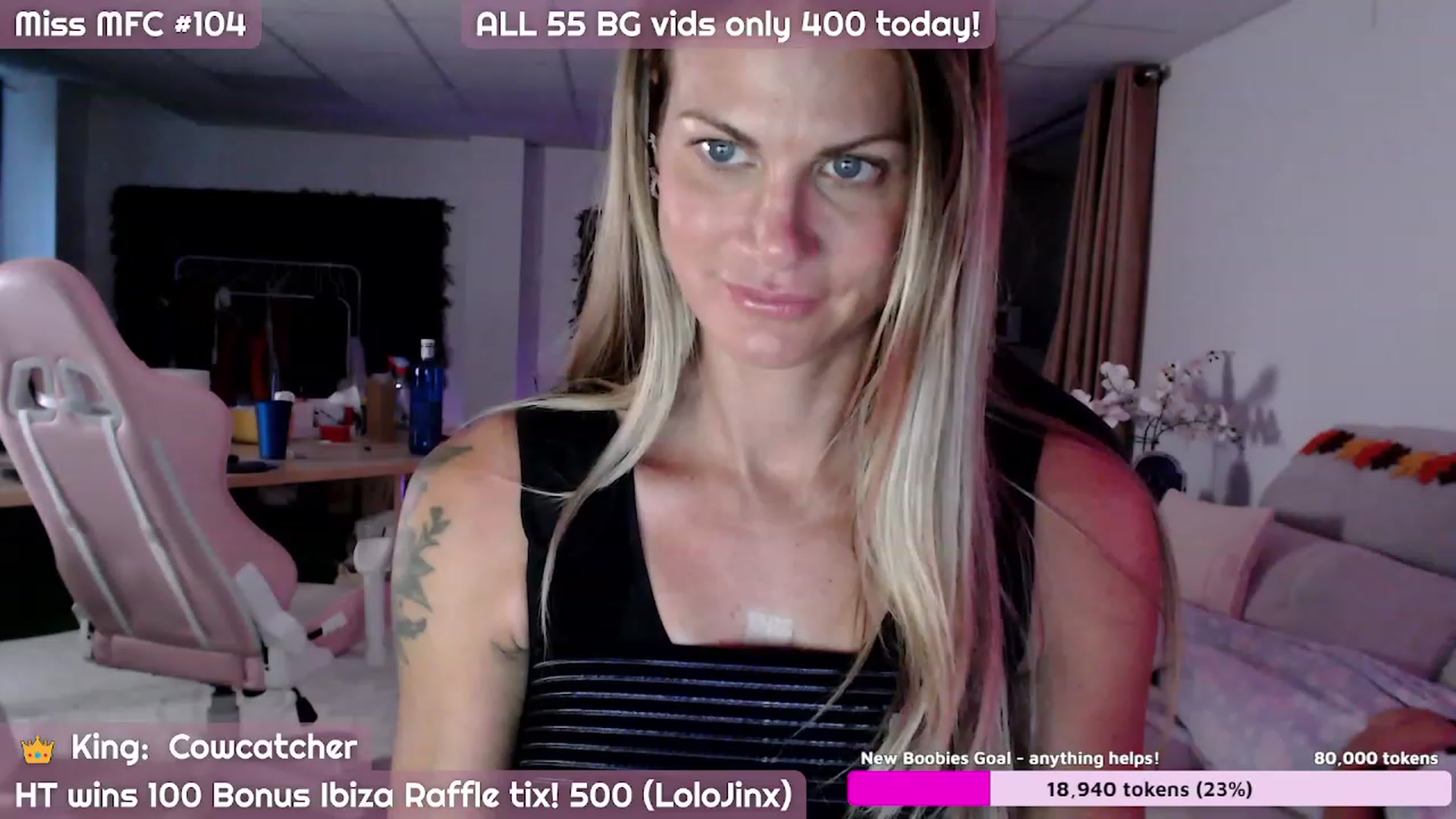 Gallery image thumbnail from JennyJinx's myfreecams stream on, 10/30/2023, 07:39 image 7 of 20