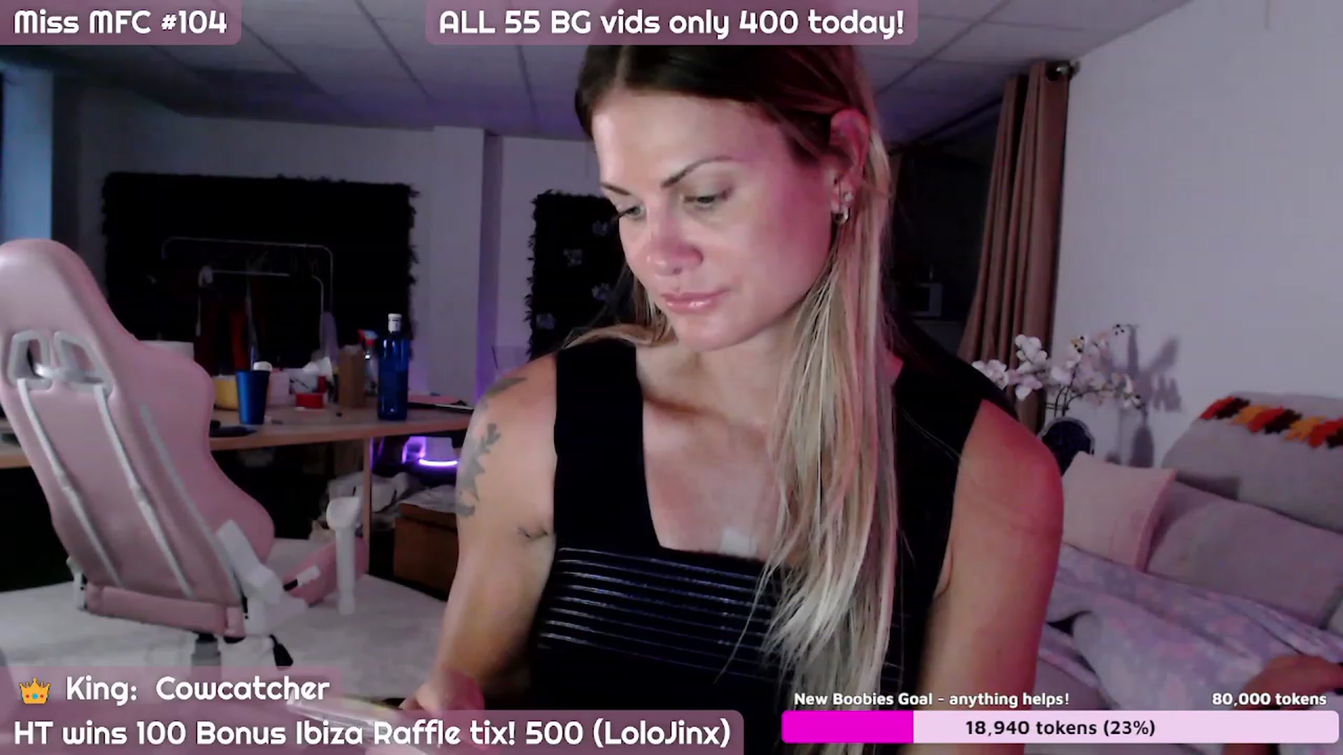 Gallery image thumbnail from JennyJinx's myfreecams stream on, 10/30/2023, 07:39 image 3 of 20