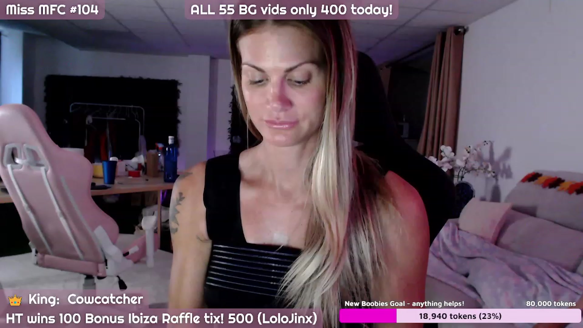 Gallery image thumbnail from JennyJinx's myfreecams stream on, 10/30/2023, 07:39 image 14 of 20
