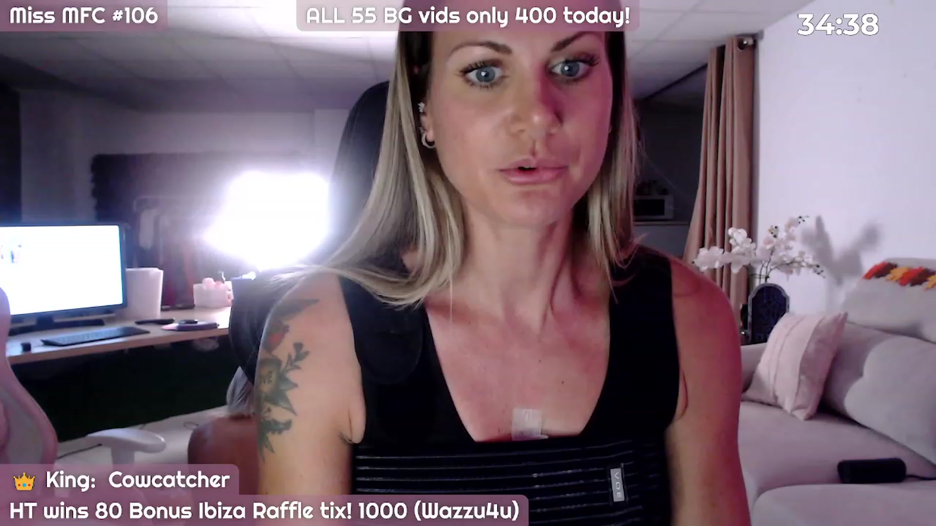 Gallery image thumbnail from JennyJinx's myfreecams stream on, 10/31/2023, 05:00 image 17 of 20