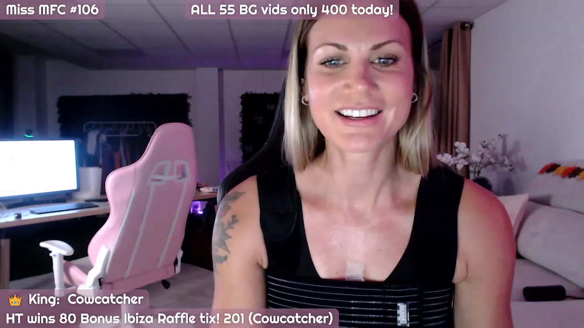 Gallery image thumbnail from JennyJinx's myfreecams stream on, 10/31/2023, 05:00 image 7 of 20