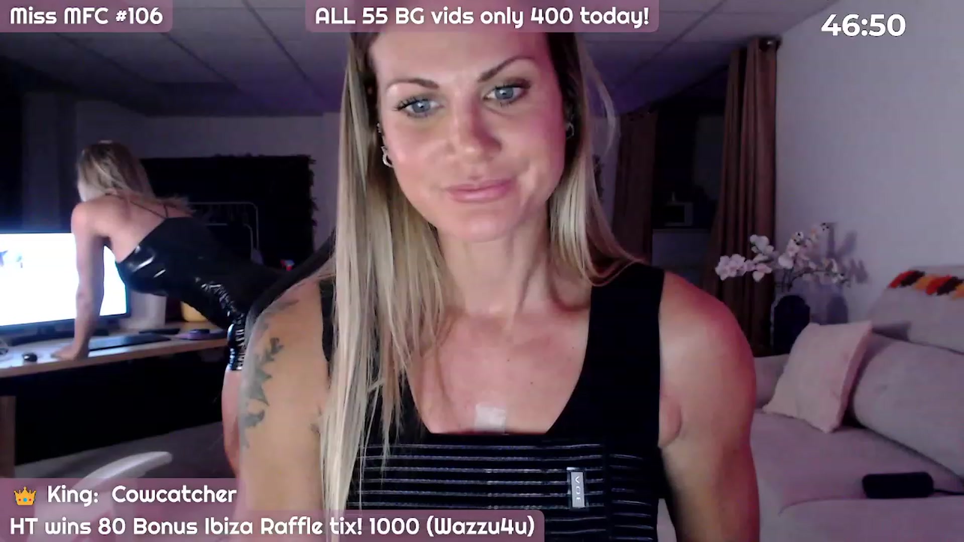 Gallery image thumbnail from JennyJinx's myfreecams stream on, 10/31/2023, 05:00 image 14 of 20