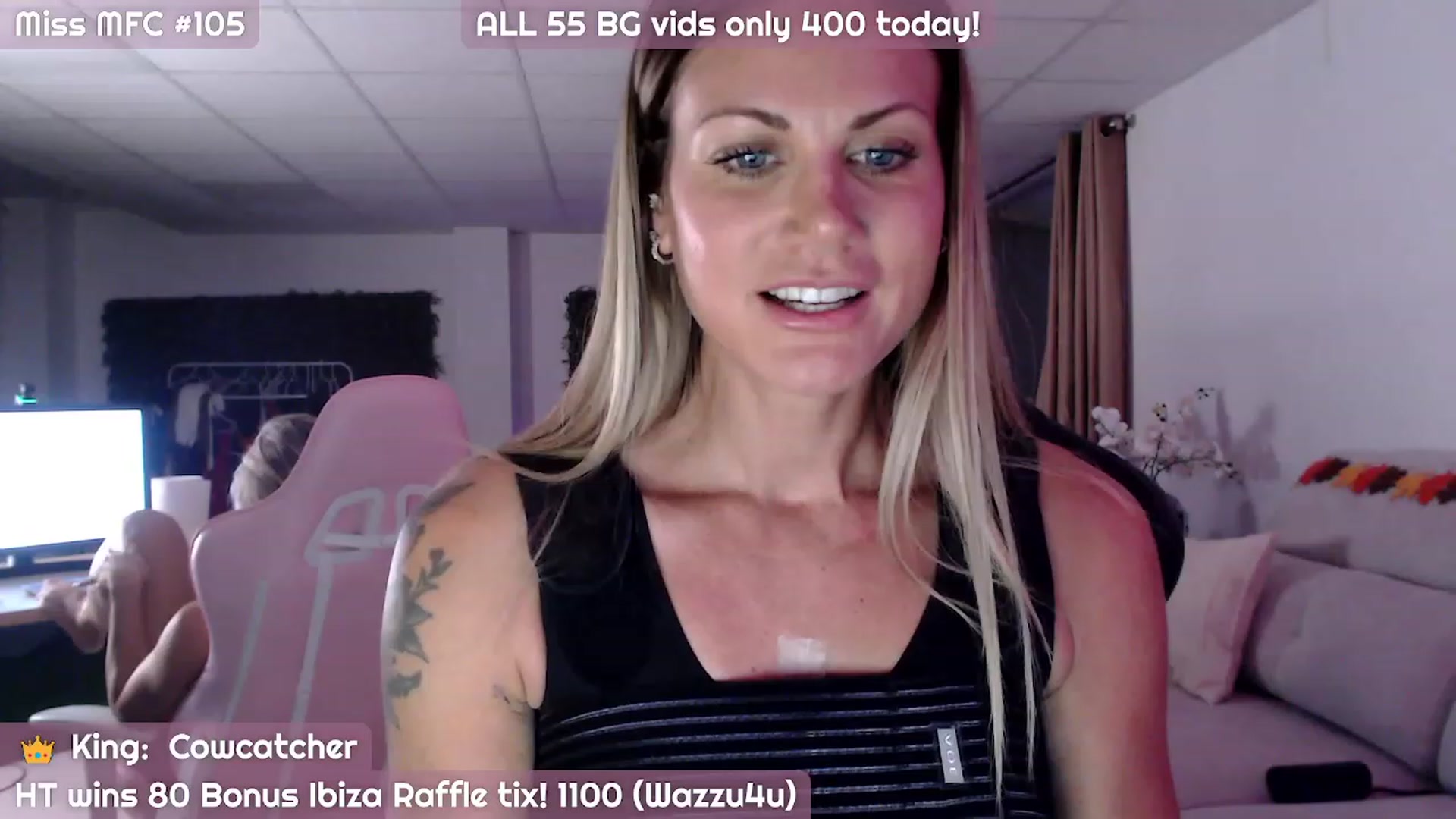 Gallery image thumbnail from JennyJinx's myfreecams stream on, 10/31/2023, 06:13 image 6 of 20