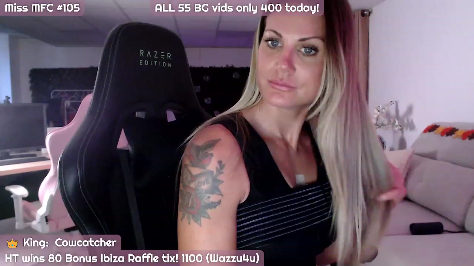 Gallery image thumbnail from JennyJinx's myfreecams stream on, 10/31/2023, 07:07 image 17 of 20