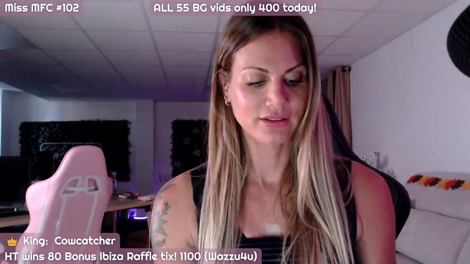 Gallery image thumbnail from JennyJinx's myfreecams stream on, 10/31/2023, 09:48 image 10 of 20
