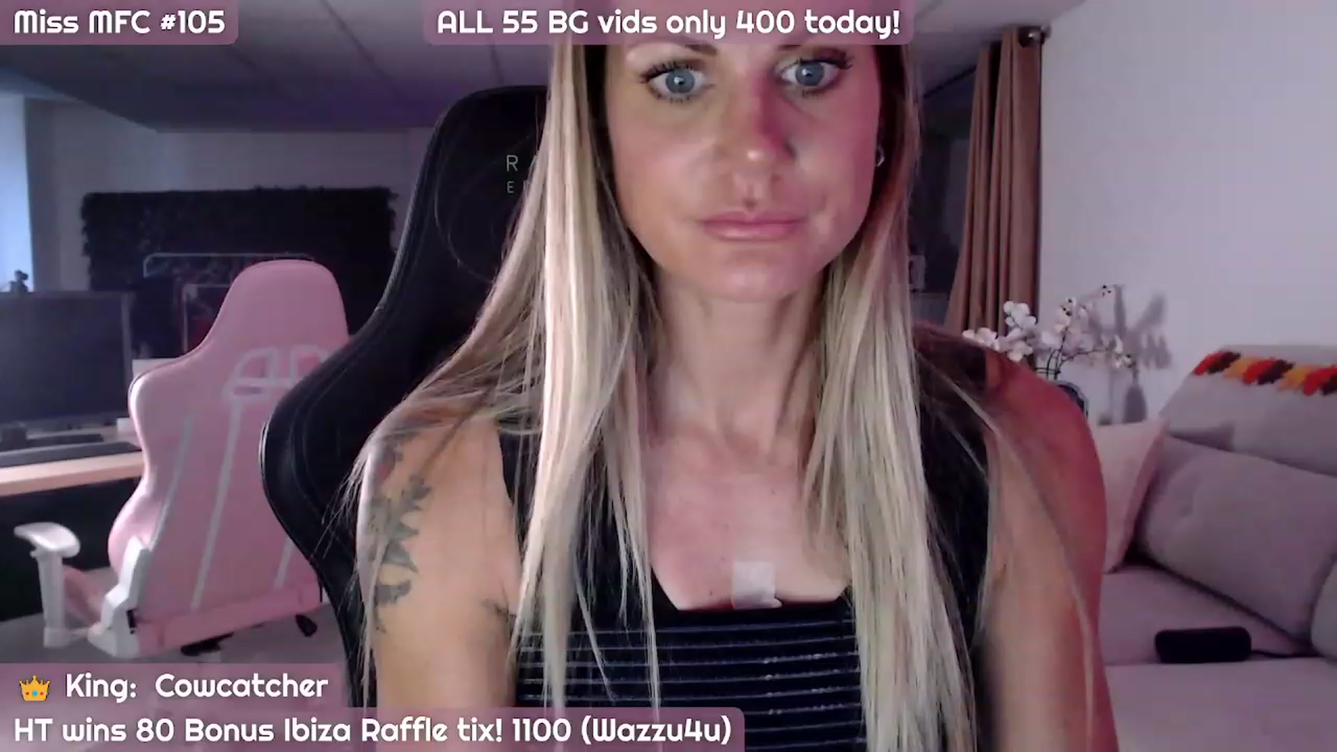 Gallery image thumbnail from JennyJinx's myfreecams stream on, 10/31/2023, 09:48 image 1 of 20