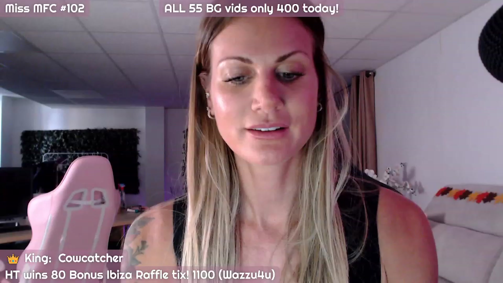 Gallery image thumbnail from JennyJinx's myfreecams stream on, 10/31/2023, 09:48 image 11 of 20