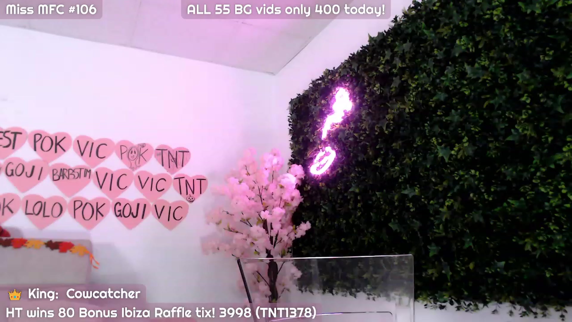 Gallery image thumbnail from JennyJinx's myfreecams stream on, 11/01/2023, 06:09 image 16 of 20