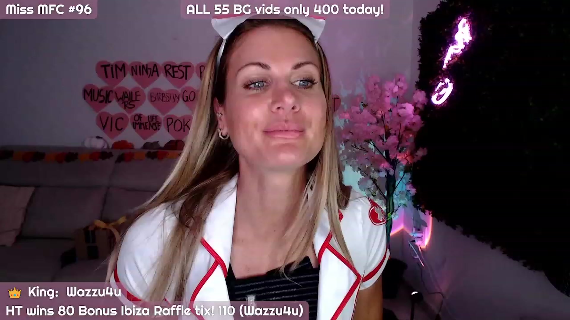 Gallery image thumbnail from JennyJinx's myfreecams stream on, 11/01/2023, 07:56 image 17 of 20